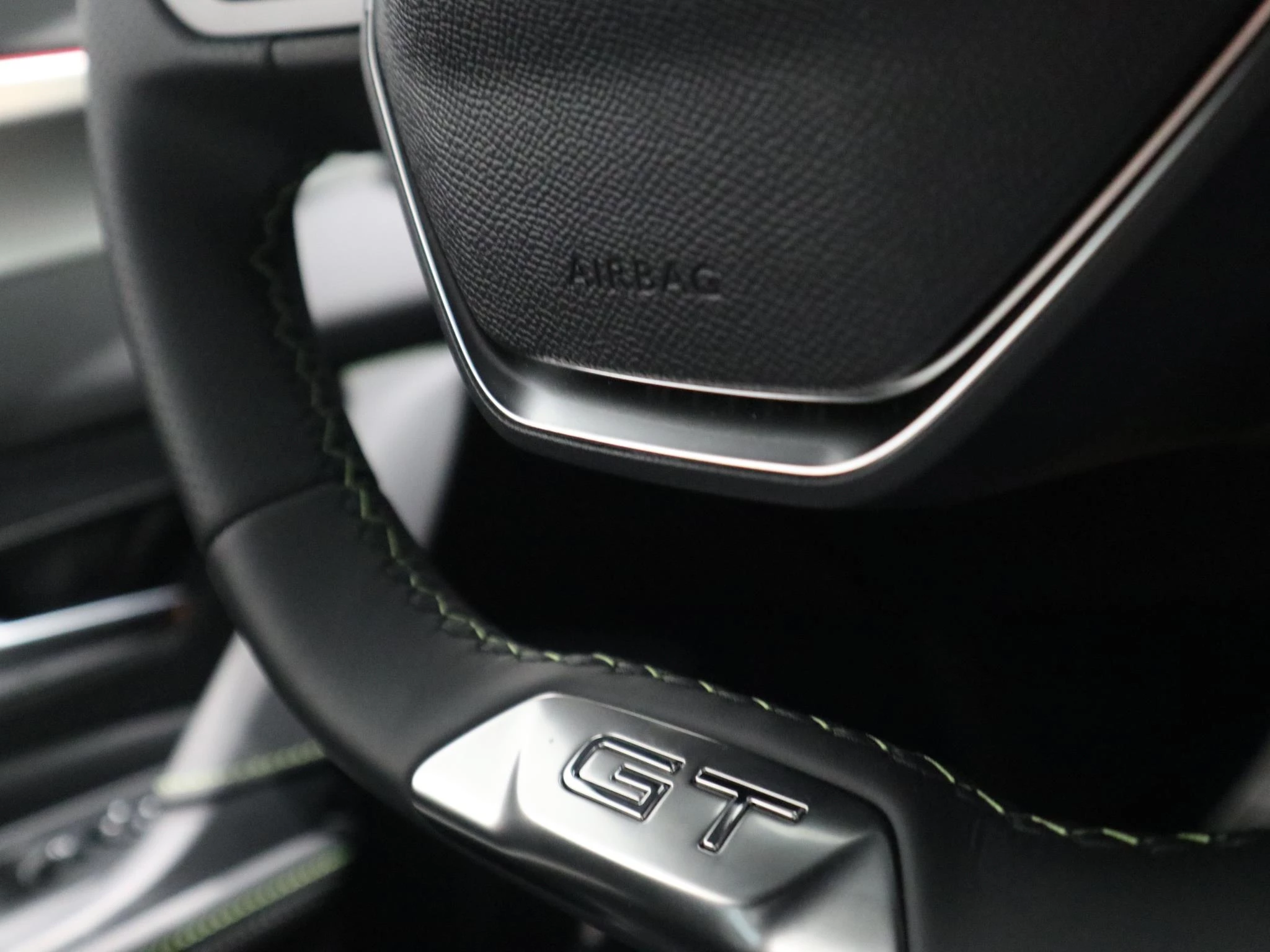 Peugeot-408-image-19