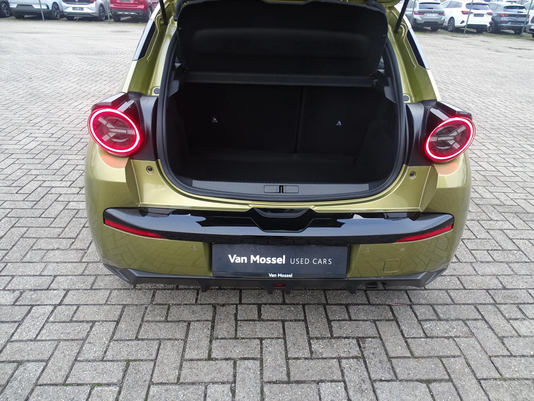 Lancia-Ypsilon-image-18