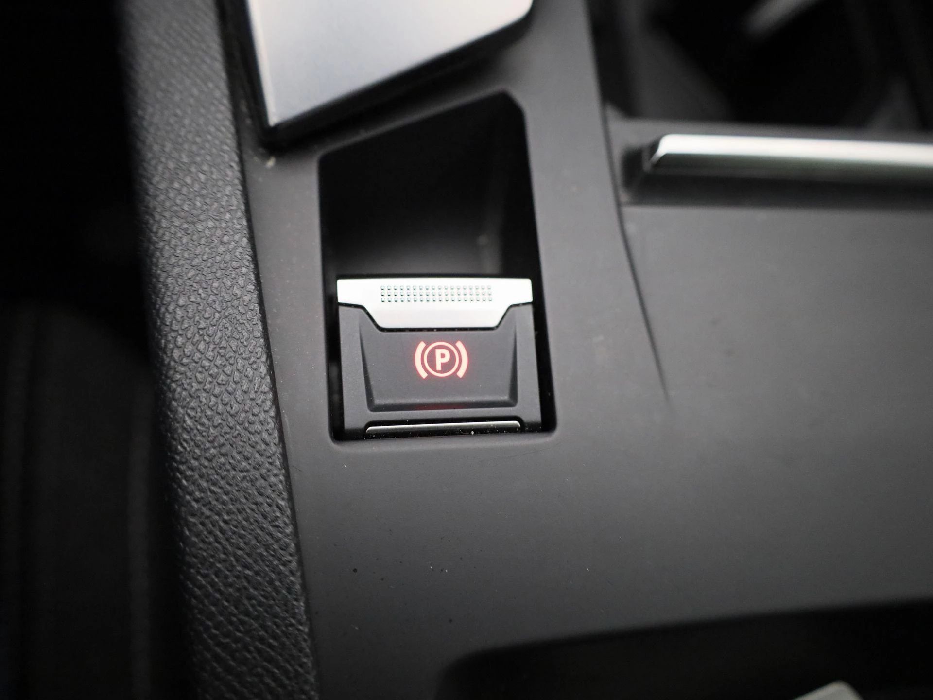 Peugeot-308-image-27