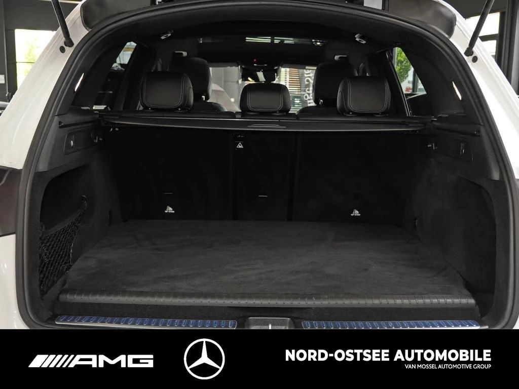 Mercedes-Benz GLC 300 de AMG 4M AHK AUT DYNLICHT PANO KEYLESS AMG LineX254 GLC 300 de AMG 4M AHK AUT DYNLICHT PANO KEYLESS AMG Line