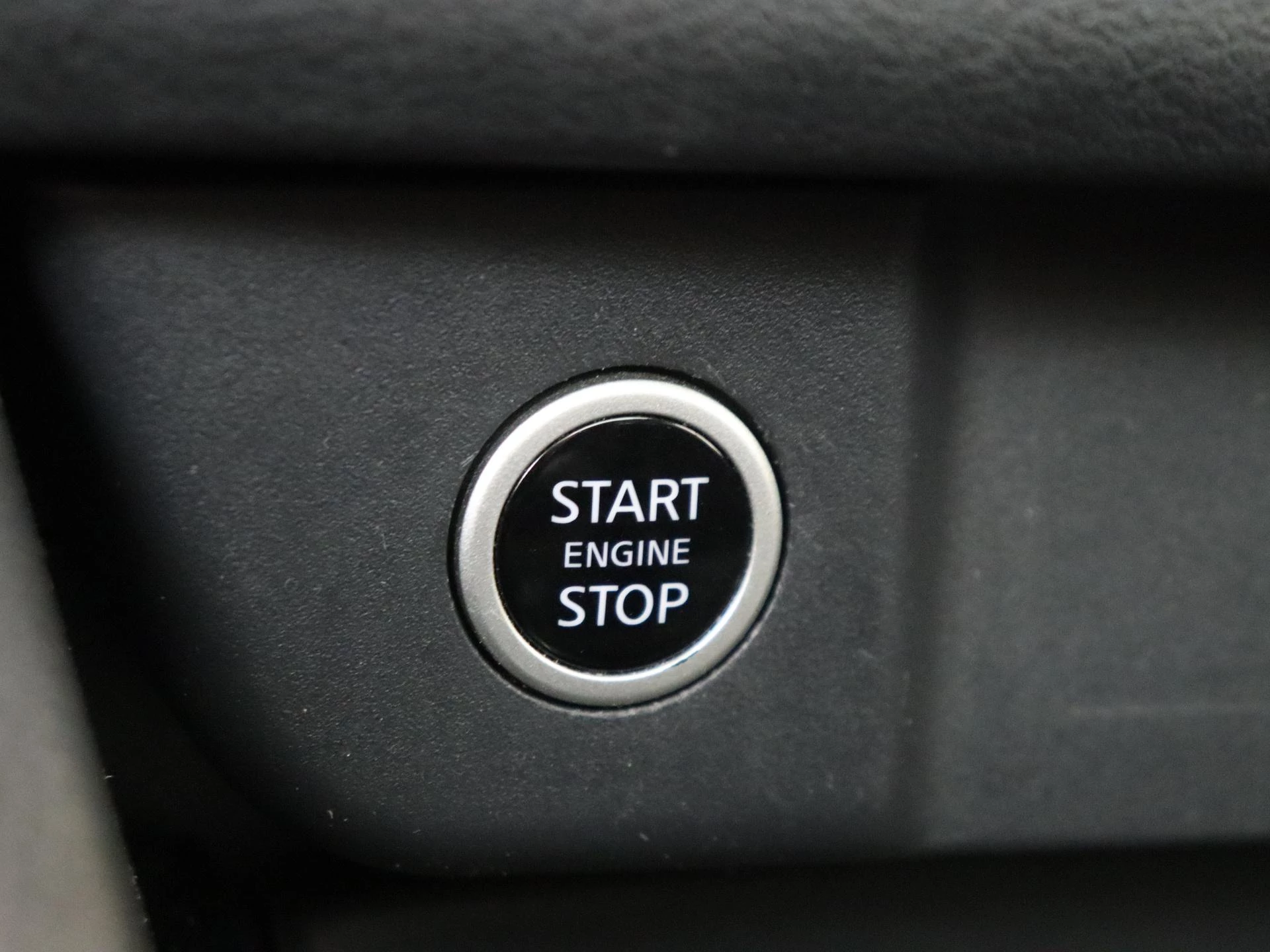 Nissan-QASHQAI-image-22