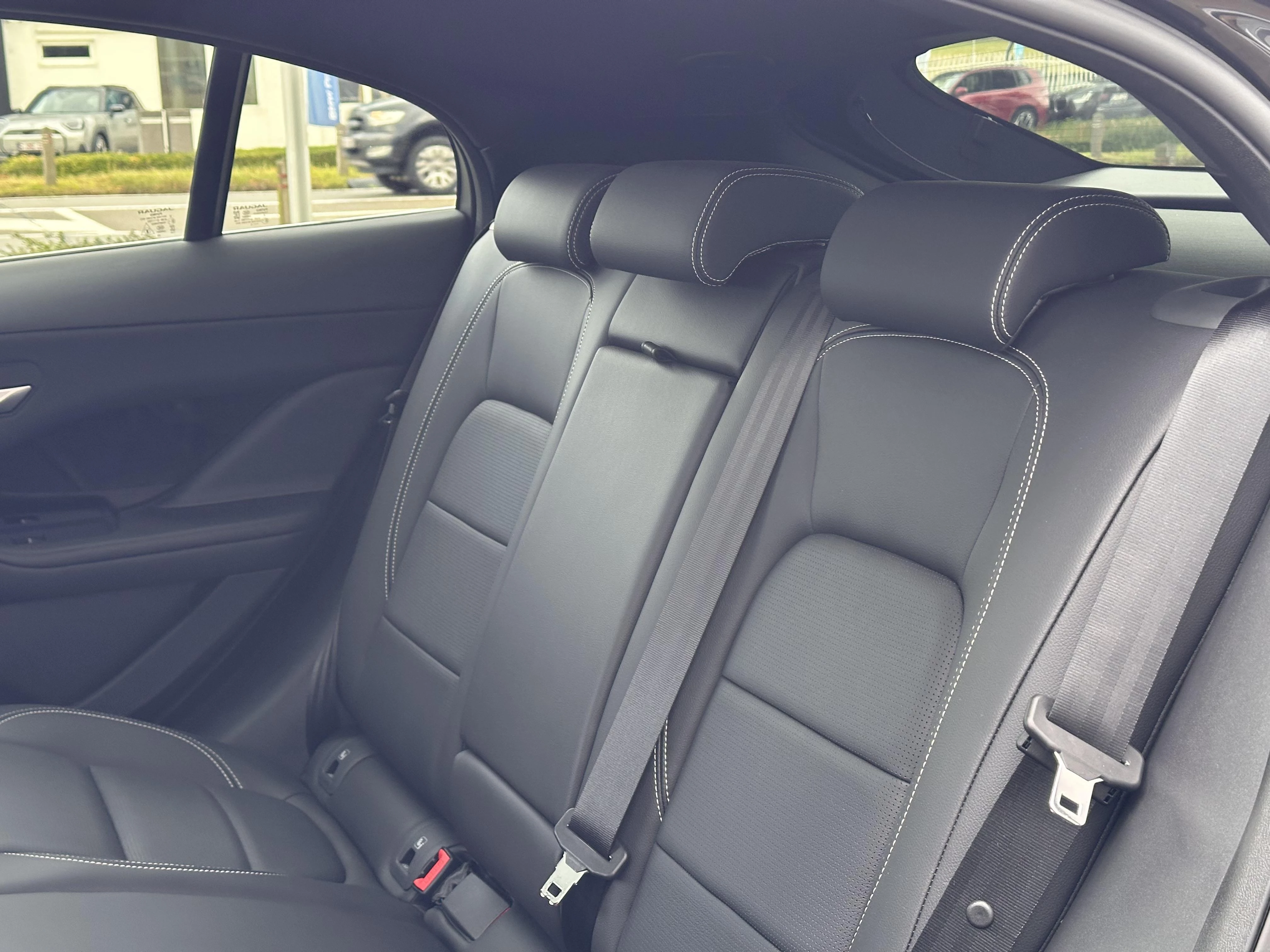 Jaguar-I-PACE-image-20