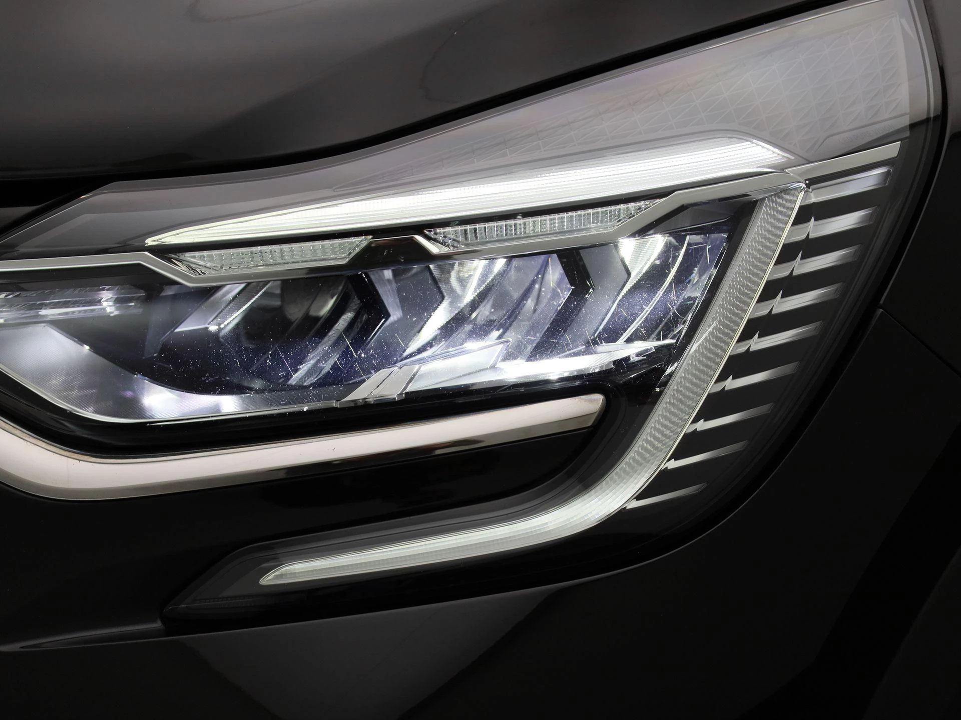 Renault-Captur-image-12