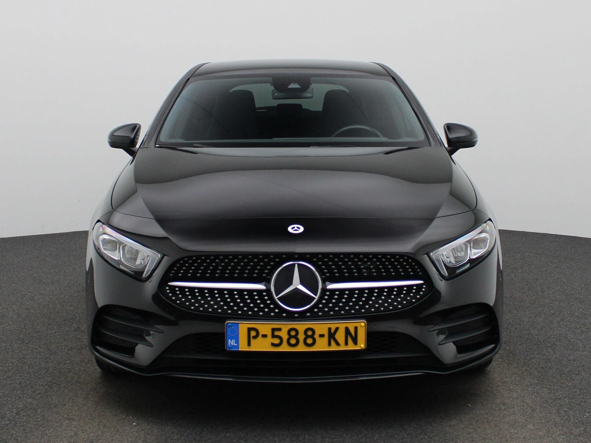Mercedes-Benz-A-Klasse-image-2