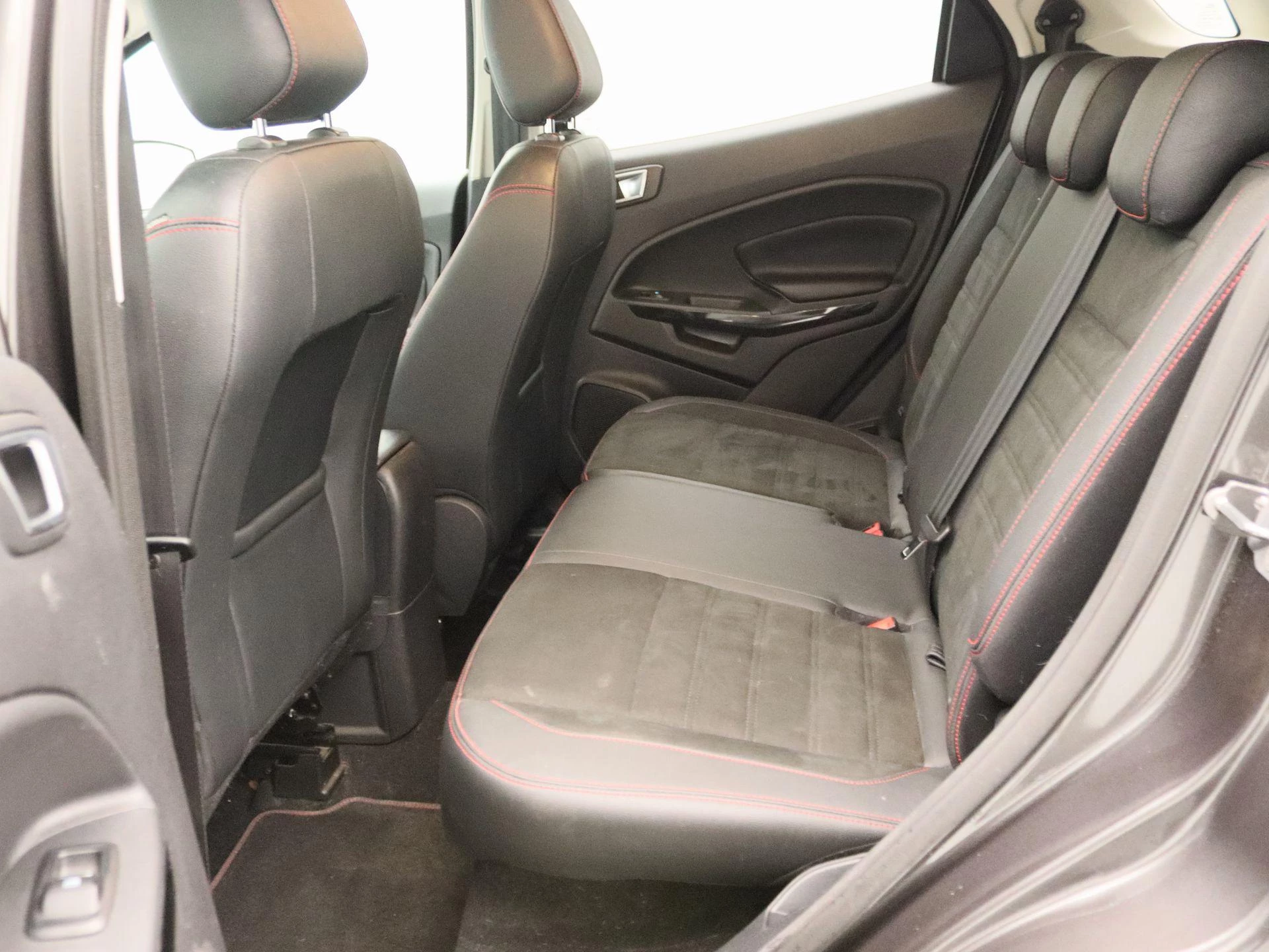 Ford-EcoSport-image-13