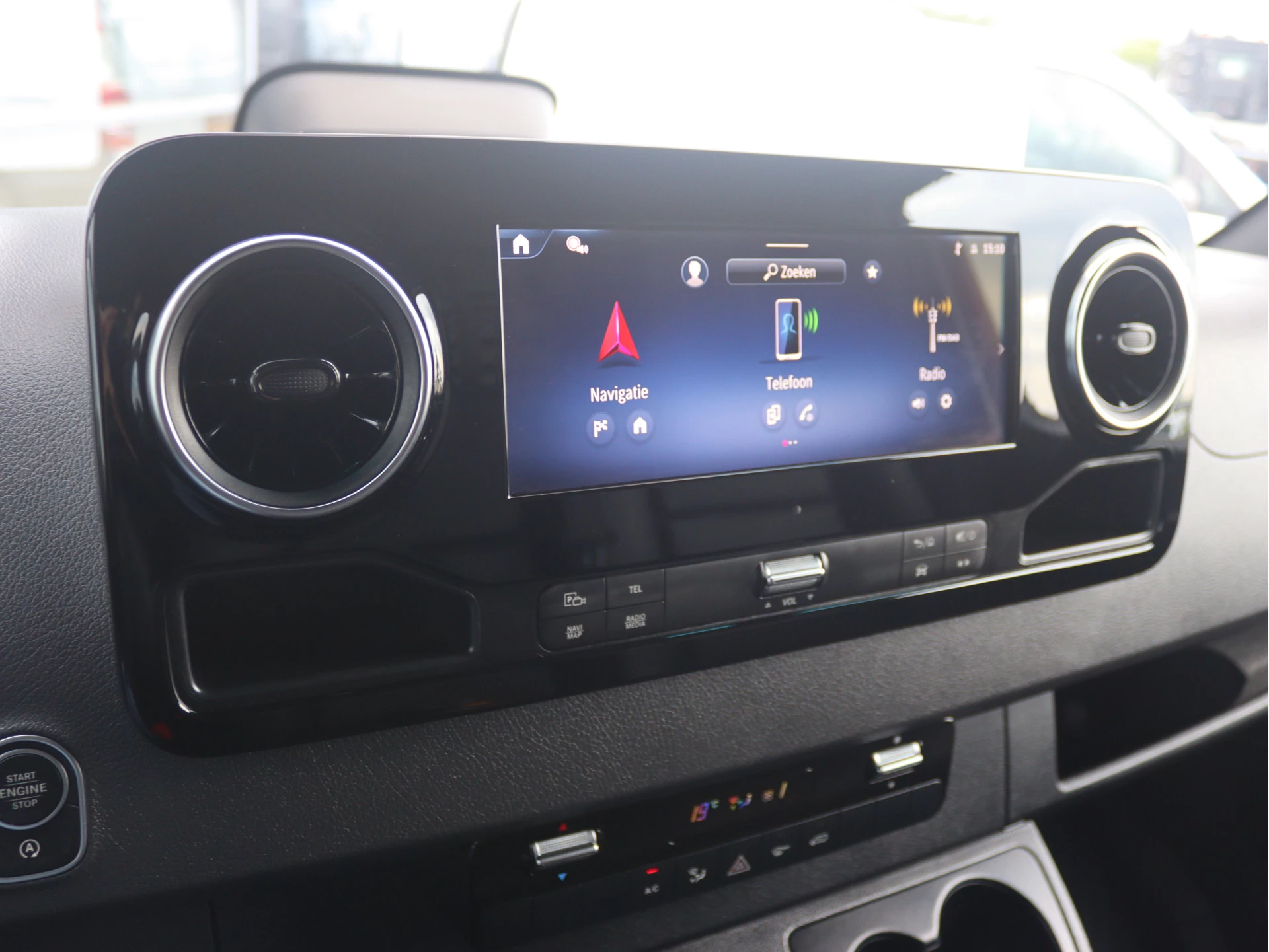 Mercedes-Benz Sprinter 319 CDI L4H2 | AIRCO/NAVI/DISTRONIC/CAMERA | Certified