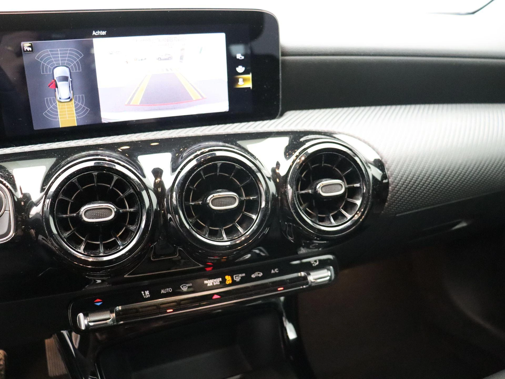 Mercedes-Benz A-Klasse 160 + CARPLAY + SENSOREN + CAMERA +
