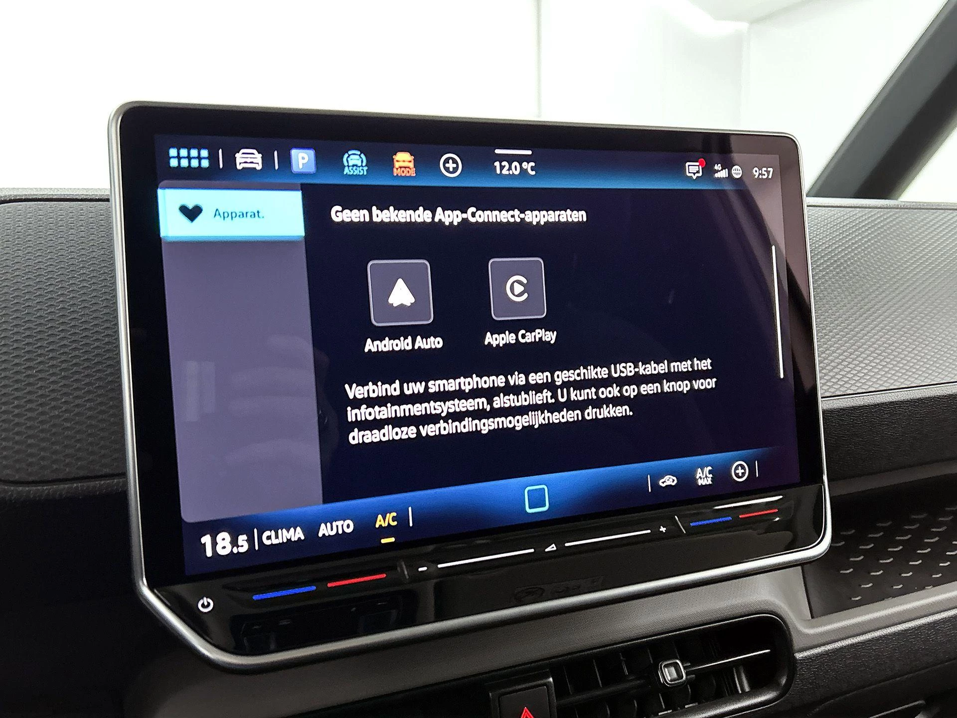 Volkswagen-ID. Buzz Cargo-image-19