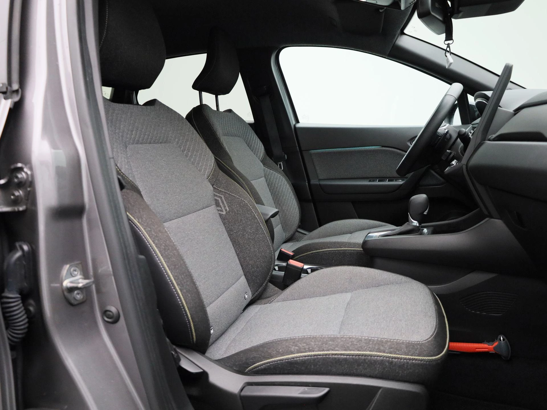 Renault-Captur-image-33