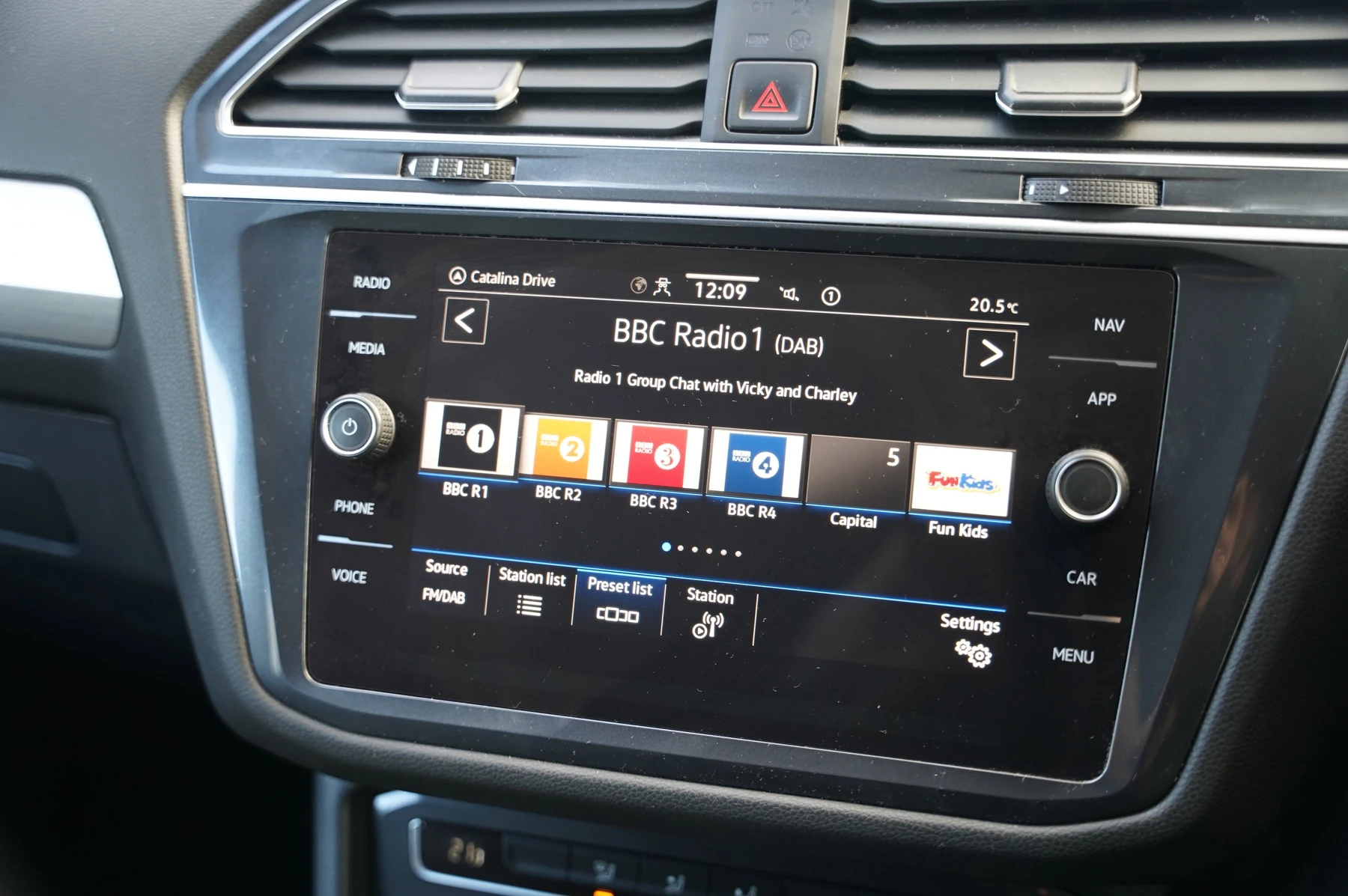 Volkswagen-Tiguan Allspace-image-26