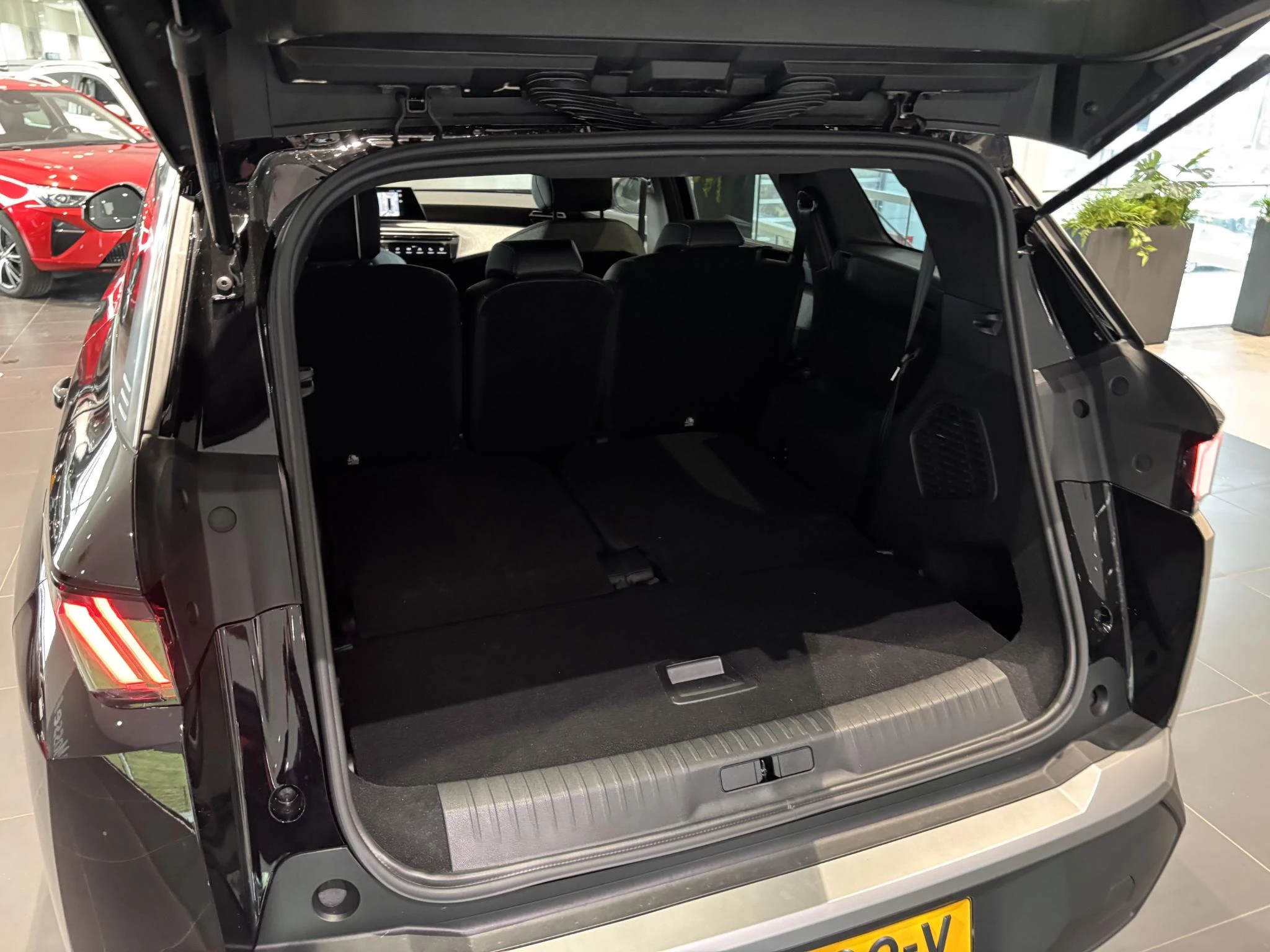 Peugeot-5008-image-10