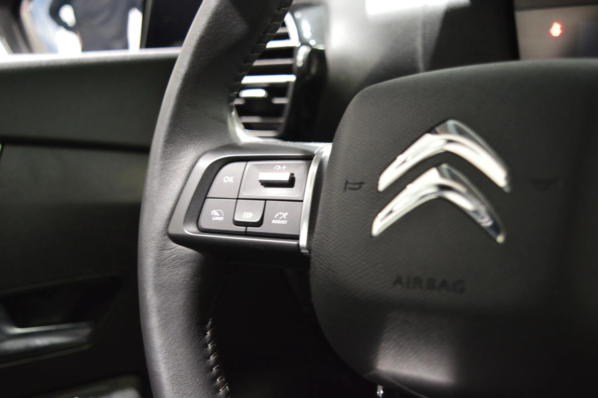 Citroën-C4-image-12