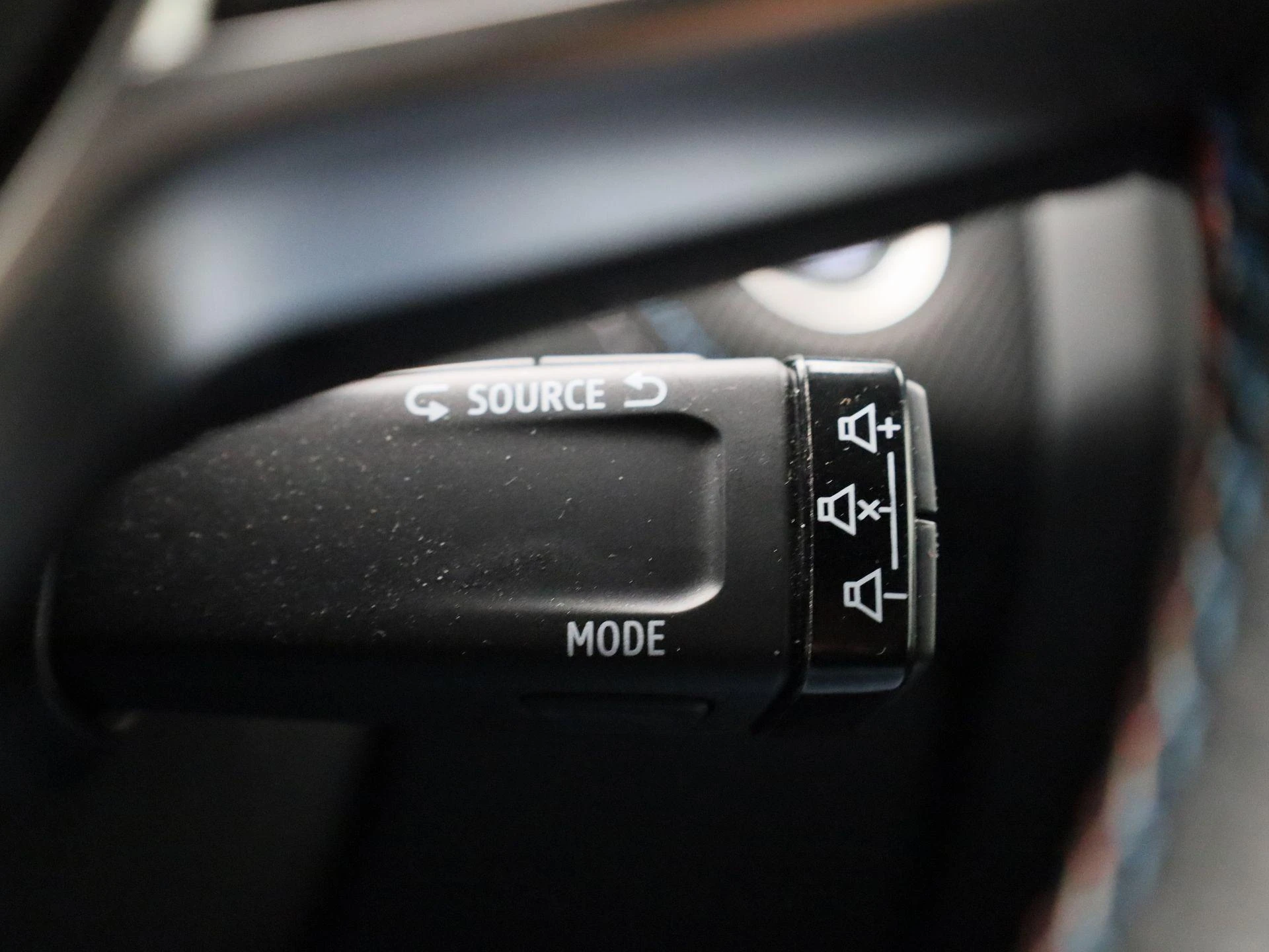 Renault-Captur-image-19