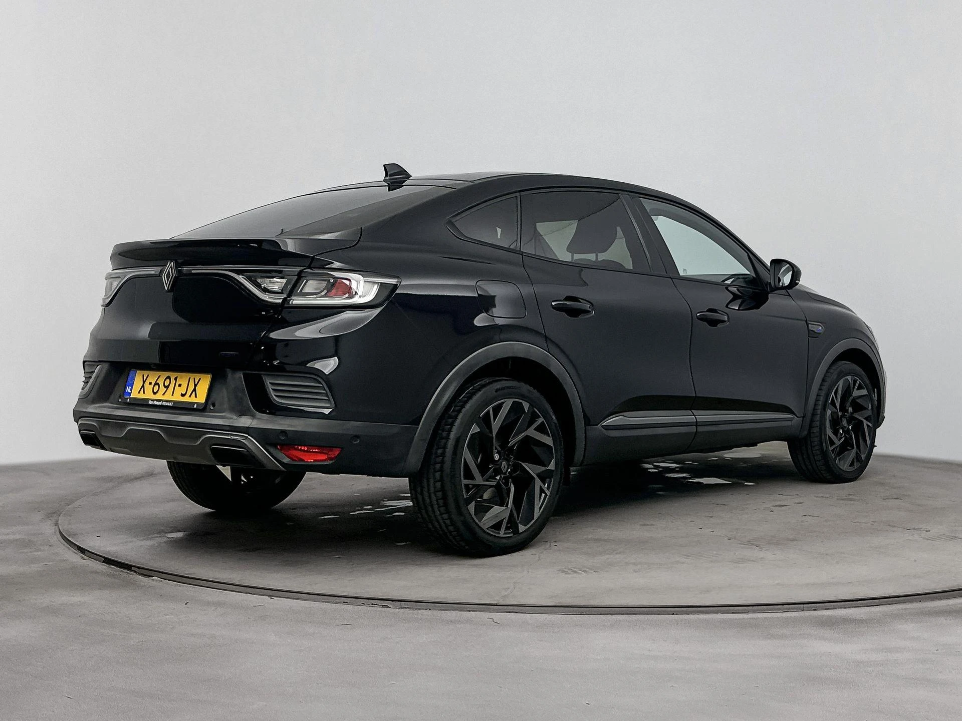 Renault-Arkana-image-3