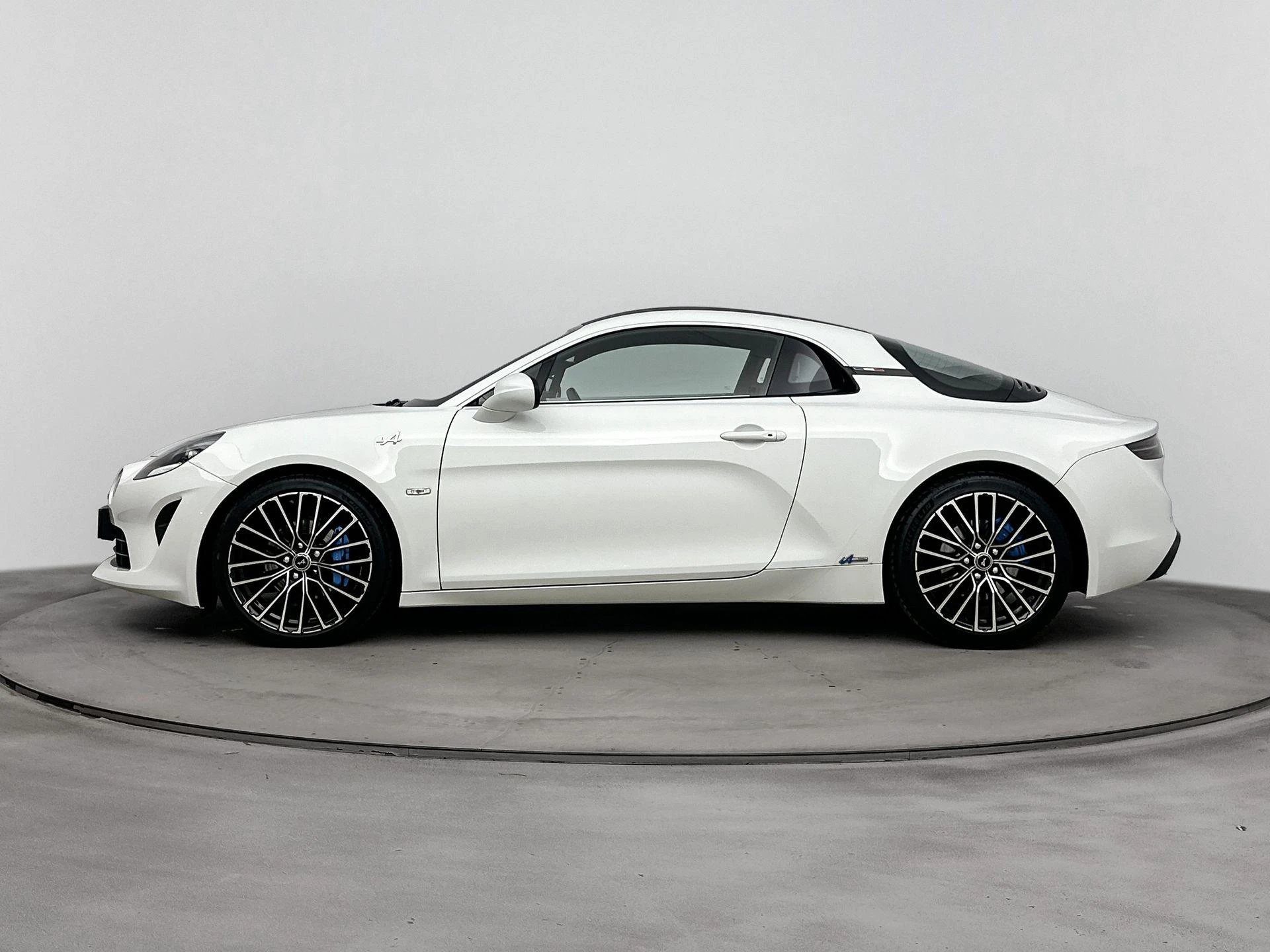 Alpine-A110-image-1