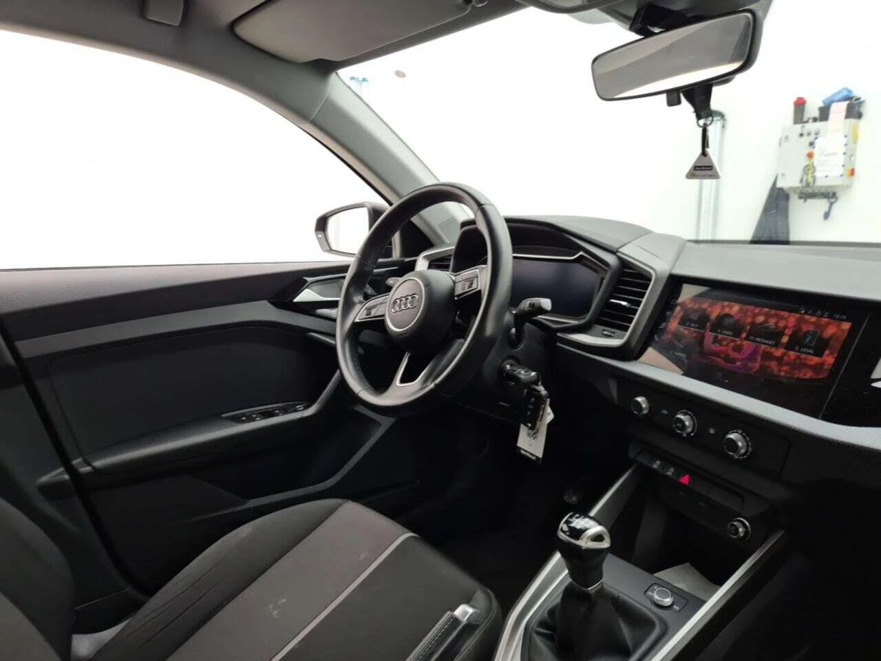 Audi-A1 Sportback-image-3