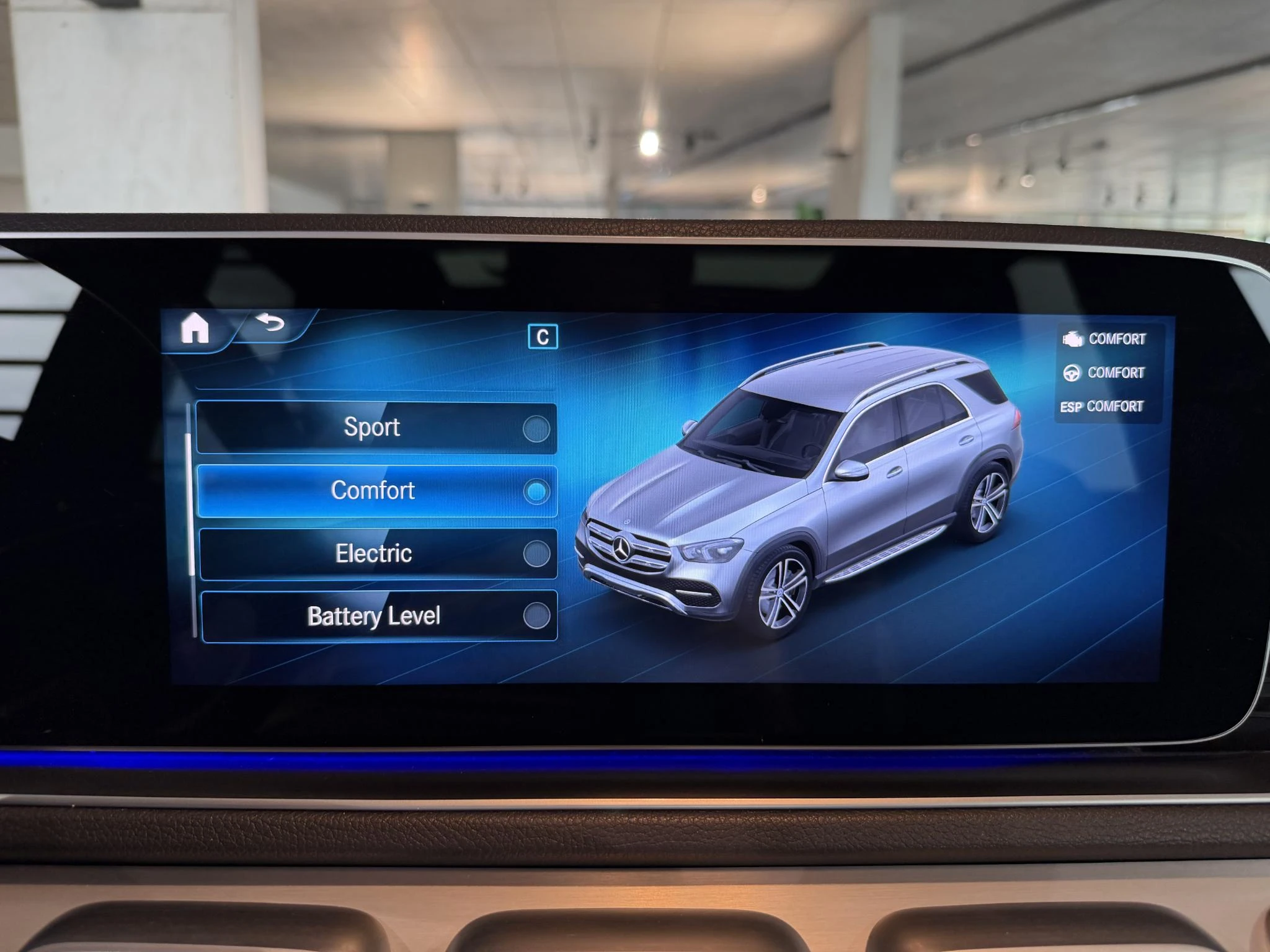 Mercedes-Benz-GLE-image-13