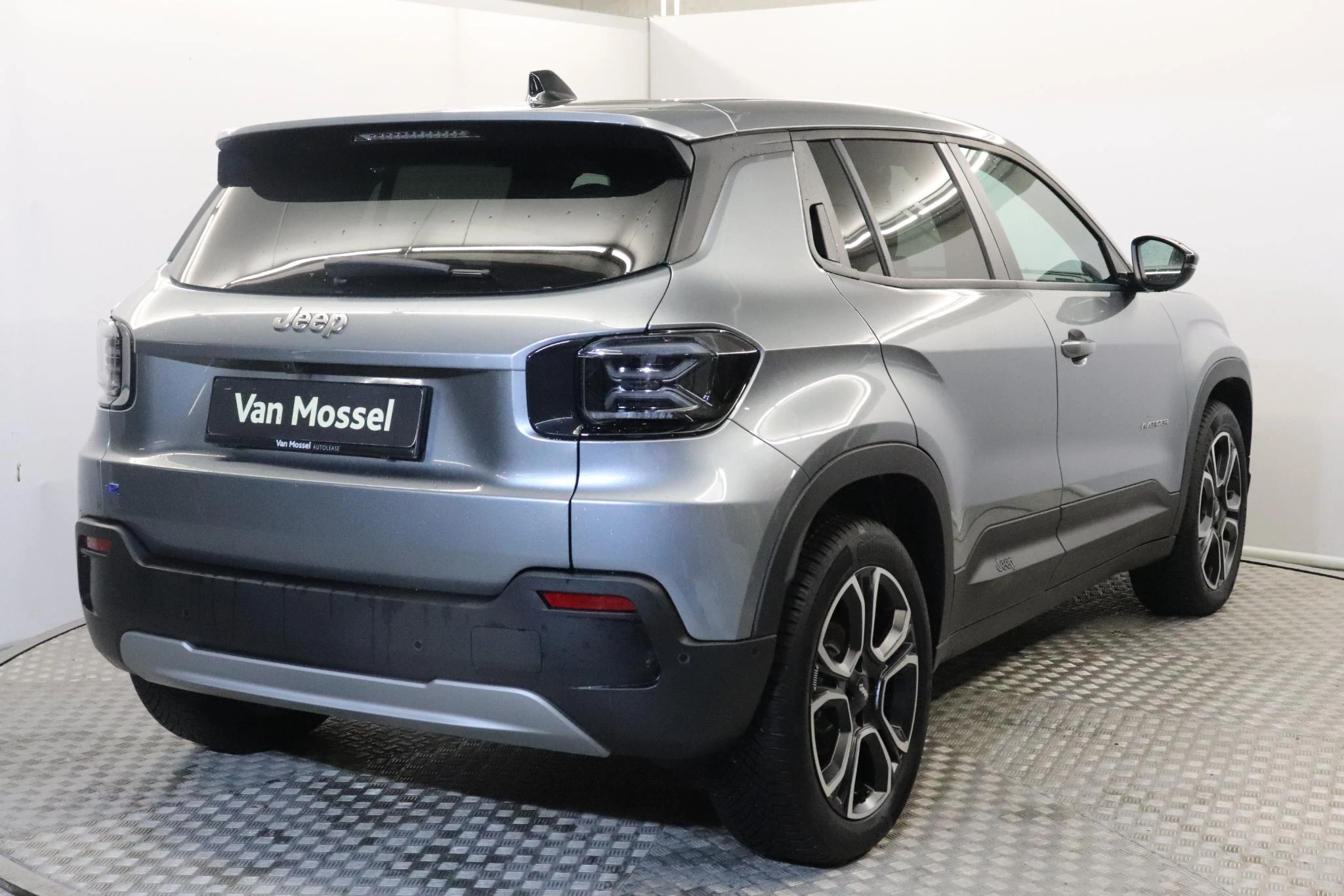 Jeep-Avenger-image-4