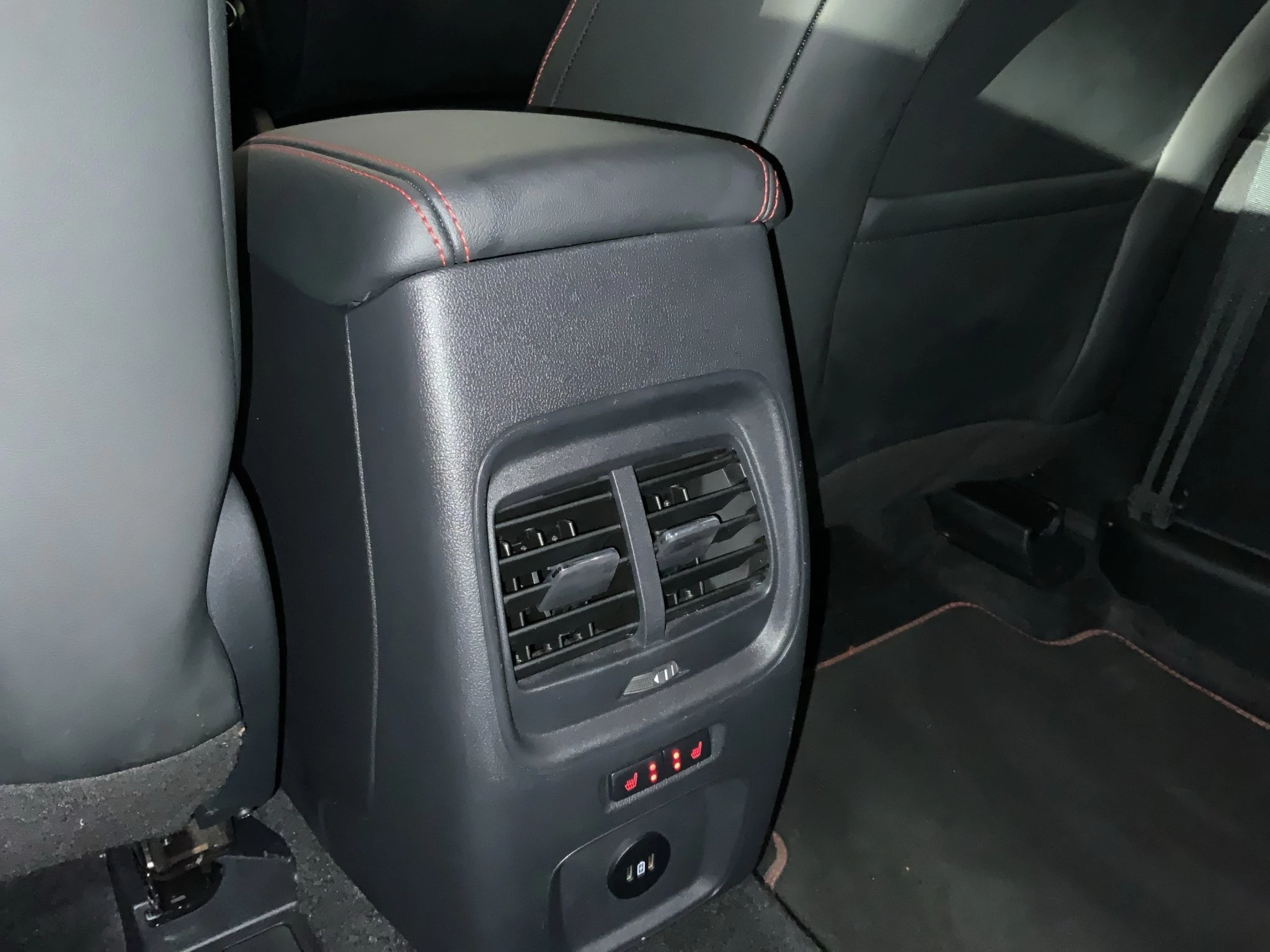 Ford Kuga ST-Line X Aut.*360GRAD*LED-MATRIX*NAVI*GRA*WINTER-PKT.
