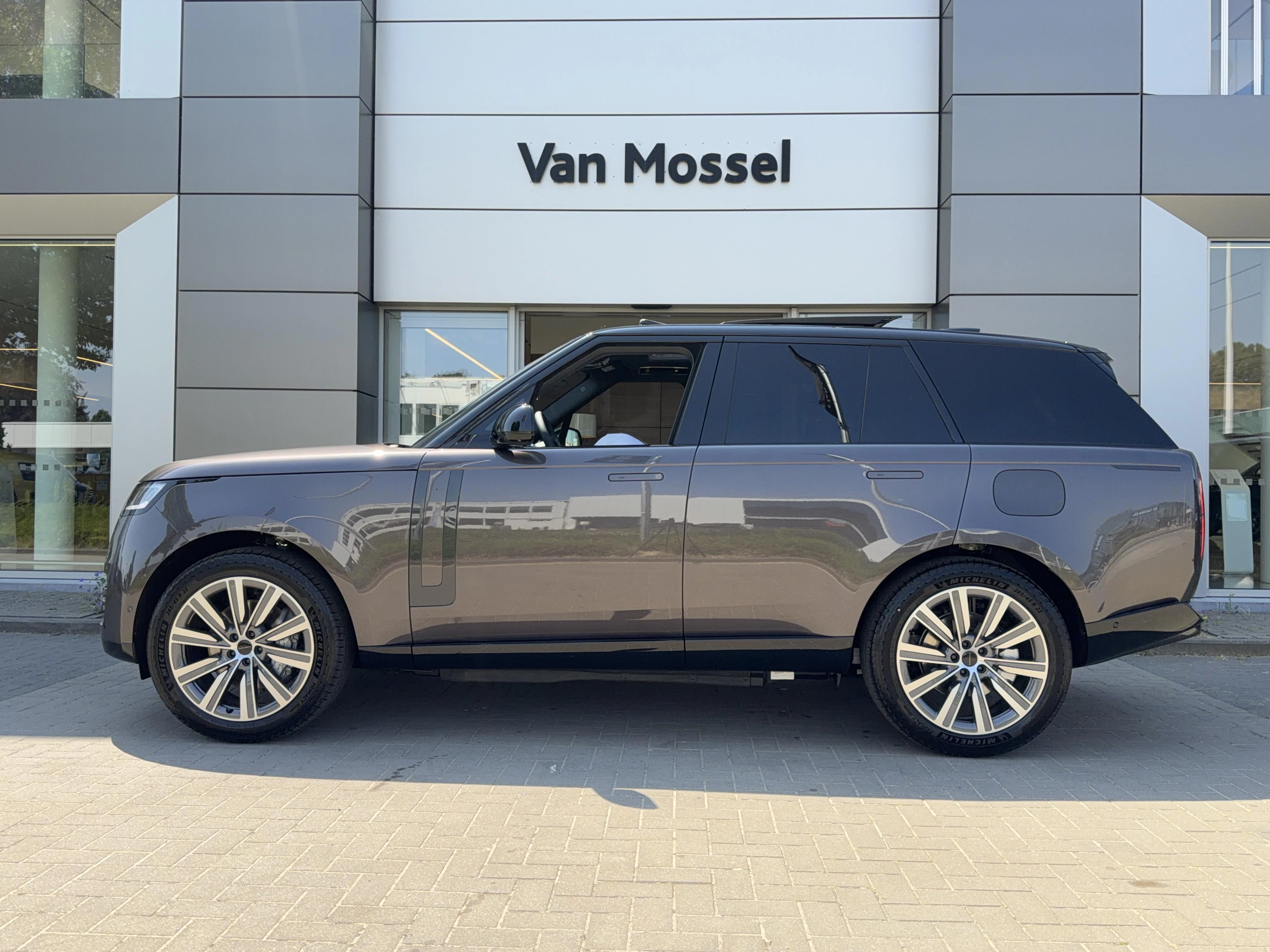 Land Rover Range Rover SWB P460e HSE AWD Auto. 26MY