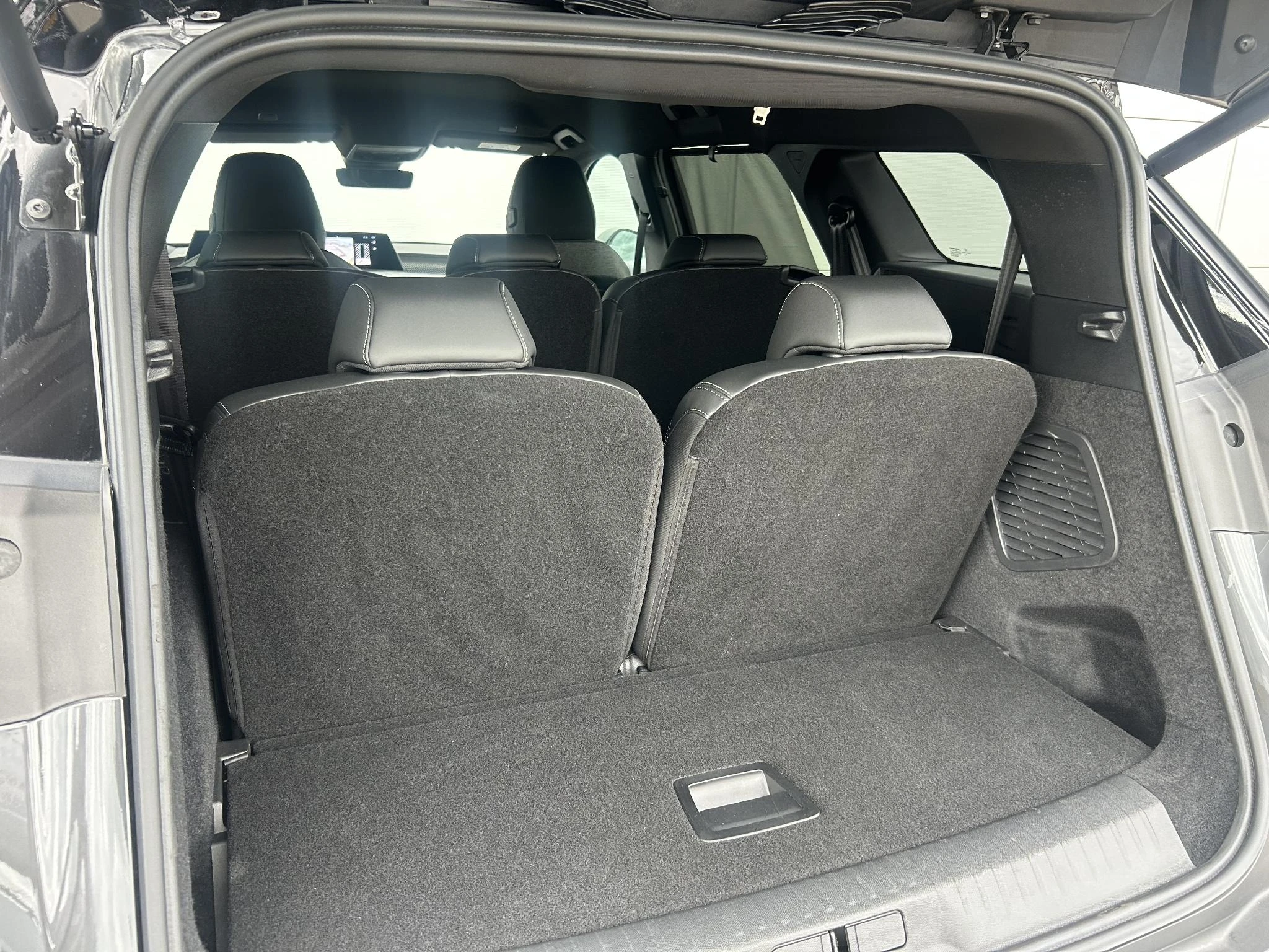 Peugeot-5008-image-20