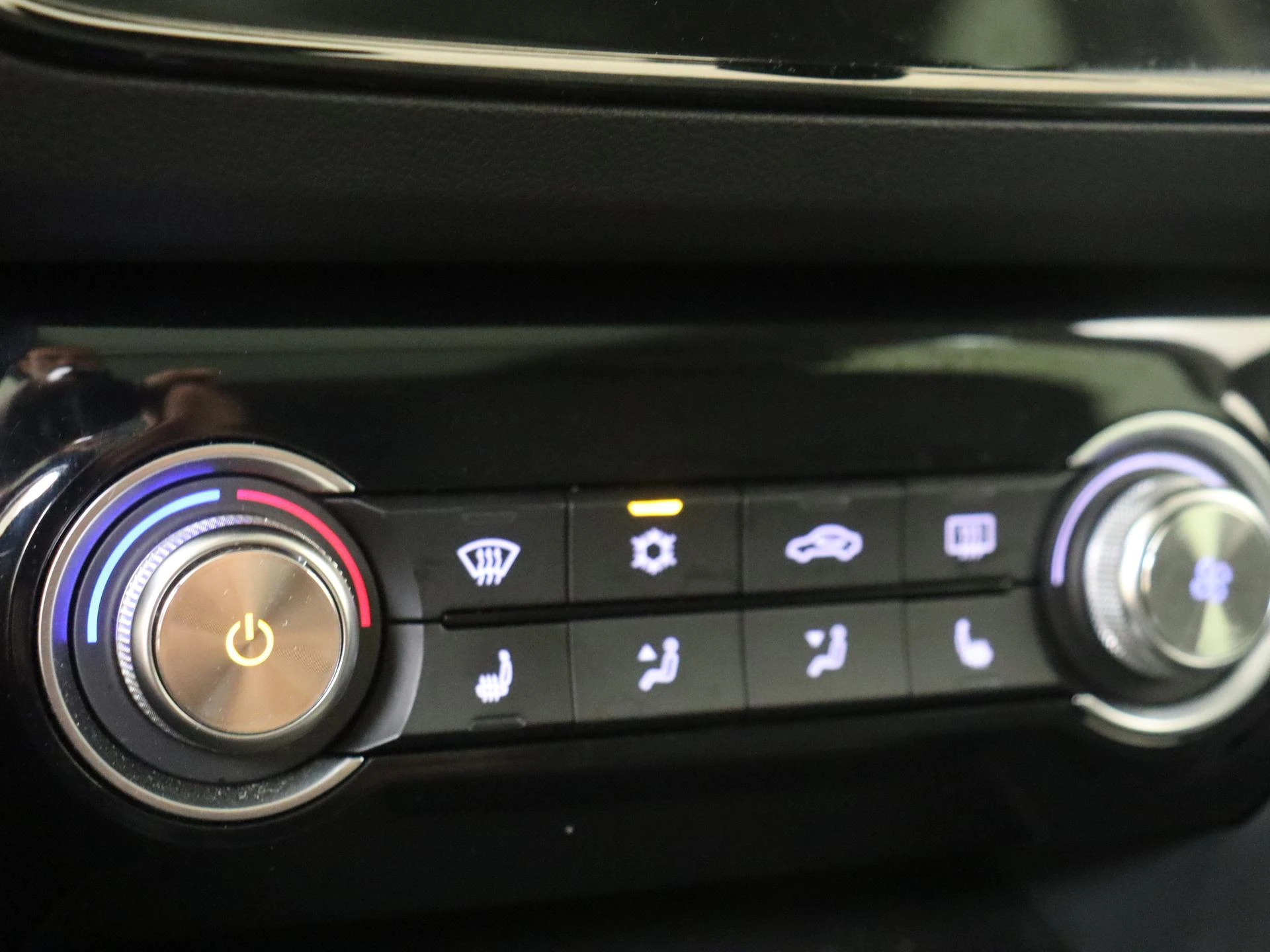MG-ZS EV-image-22