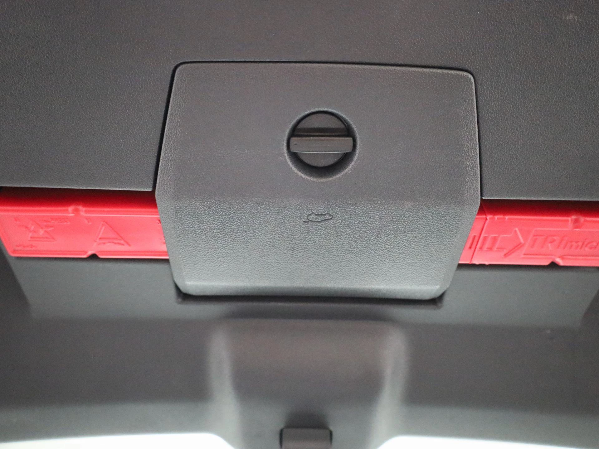 Volkswagen-Polo-image-11