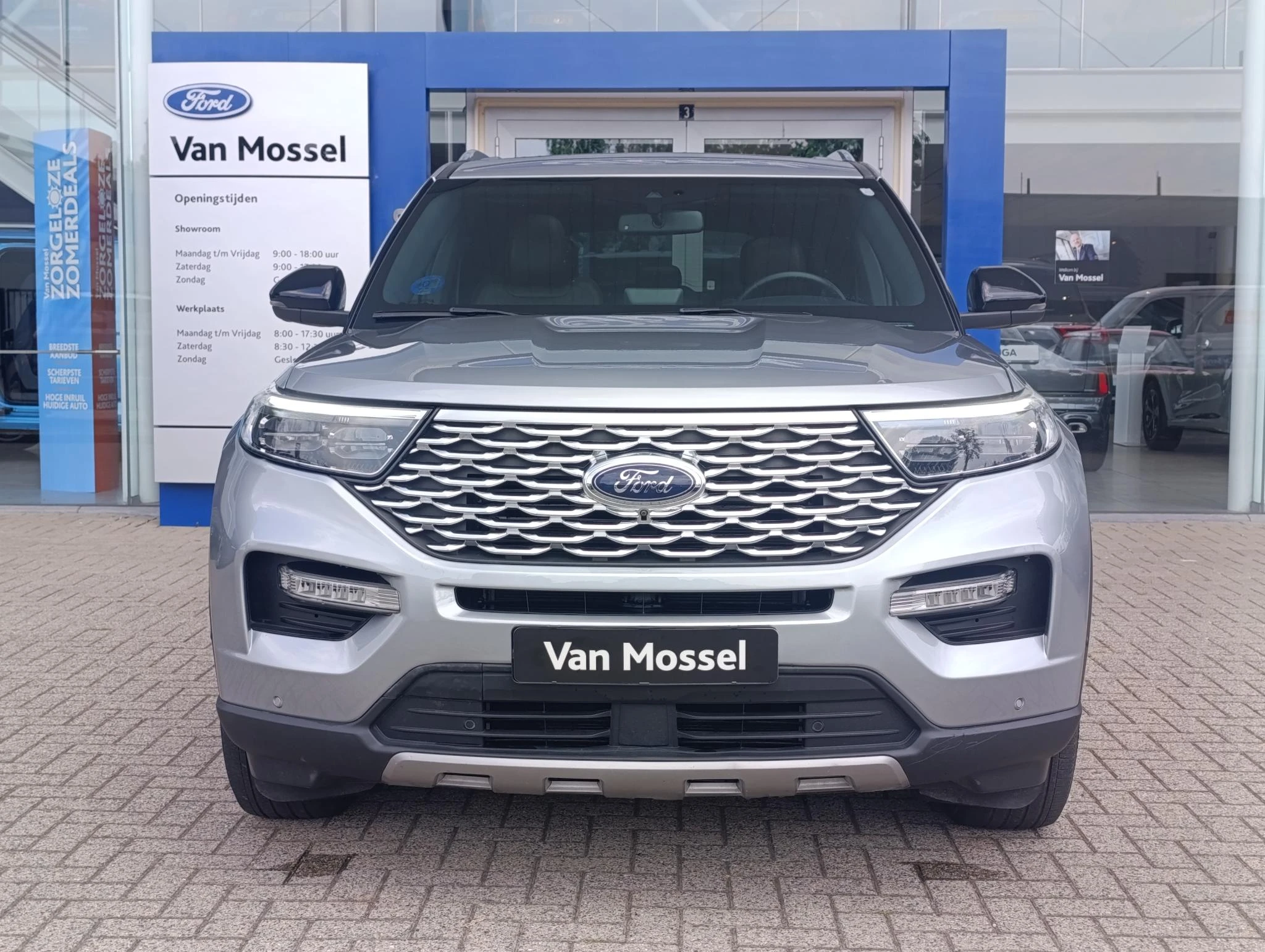 Ford-Explorer-image-3
