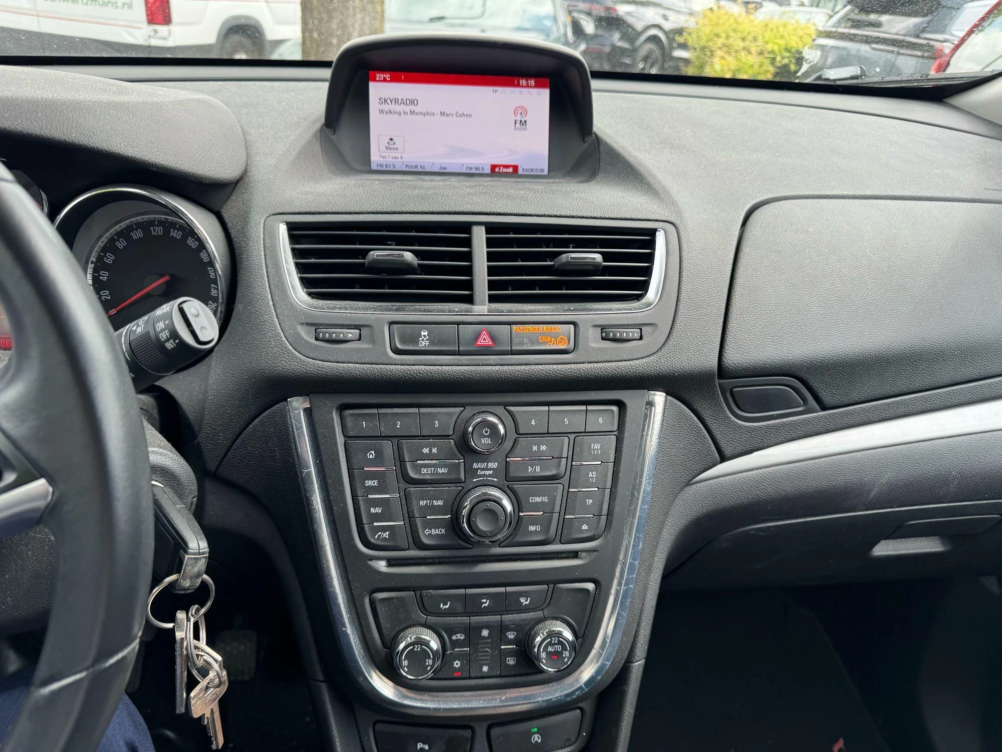 Opel-Mokka-image-16