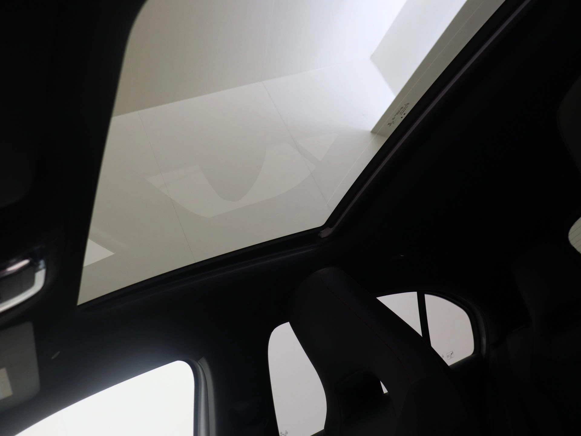 Mercedes-Benz-A-Klasse-image-27