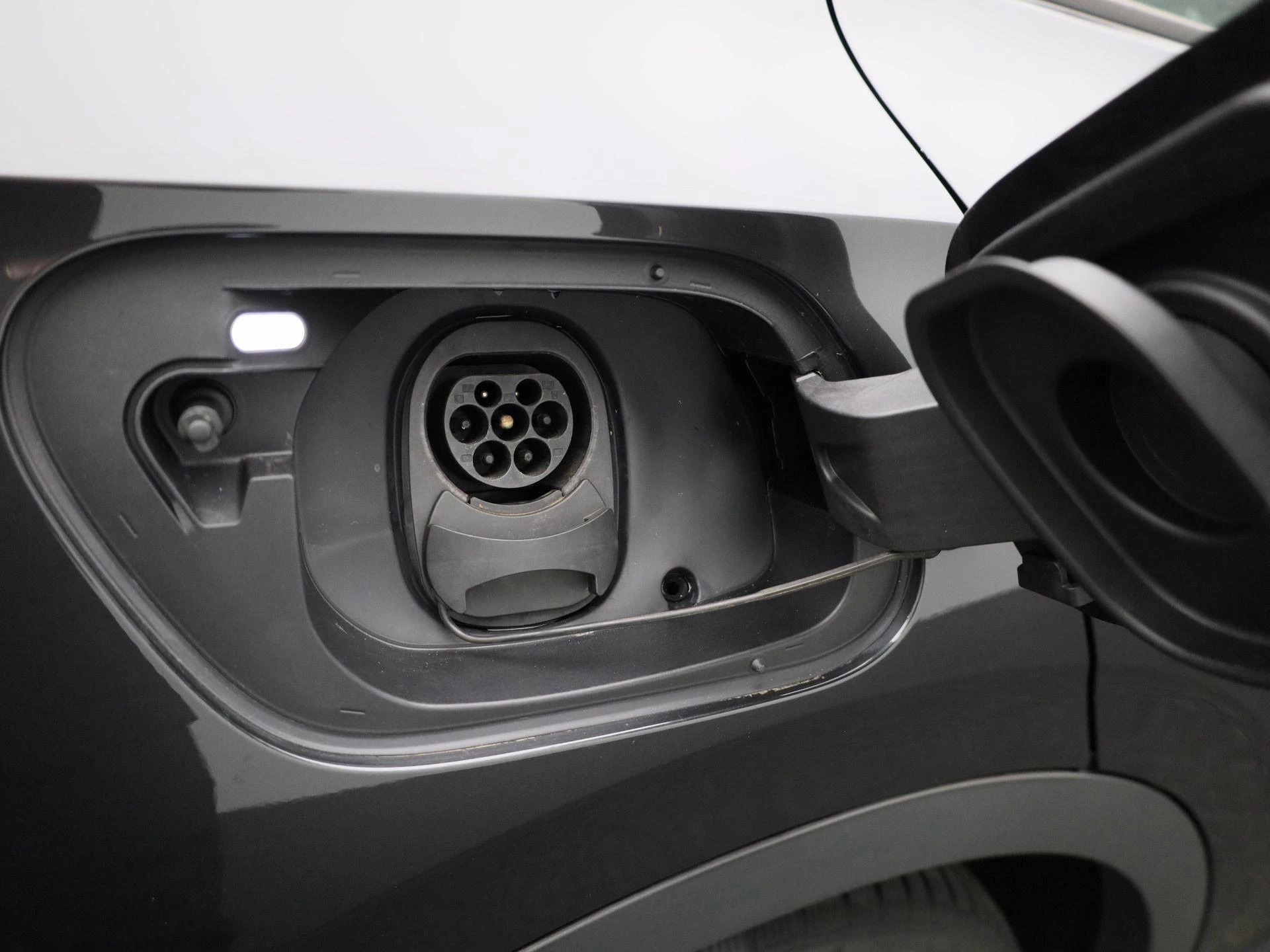 Volkswagen-ID.4-image-38