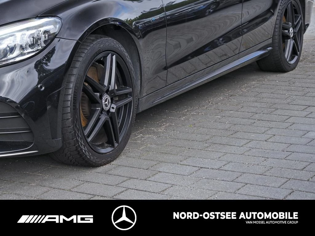 Mercedes-Benz C-Klasse 300 de T AMG AHK SPUR TOTWINKEL MULTIBEAM KAM AMG Line