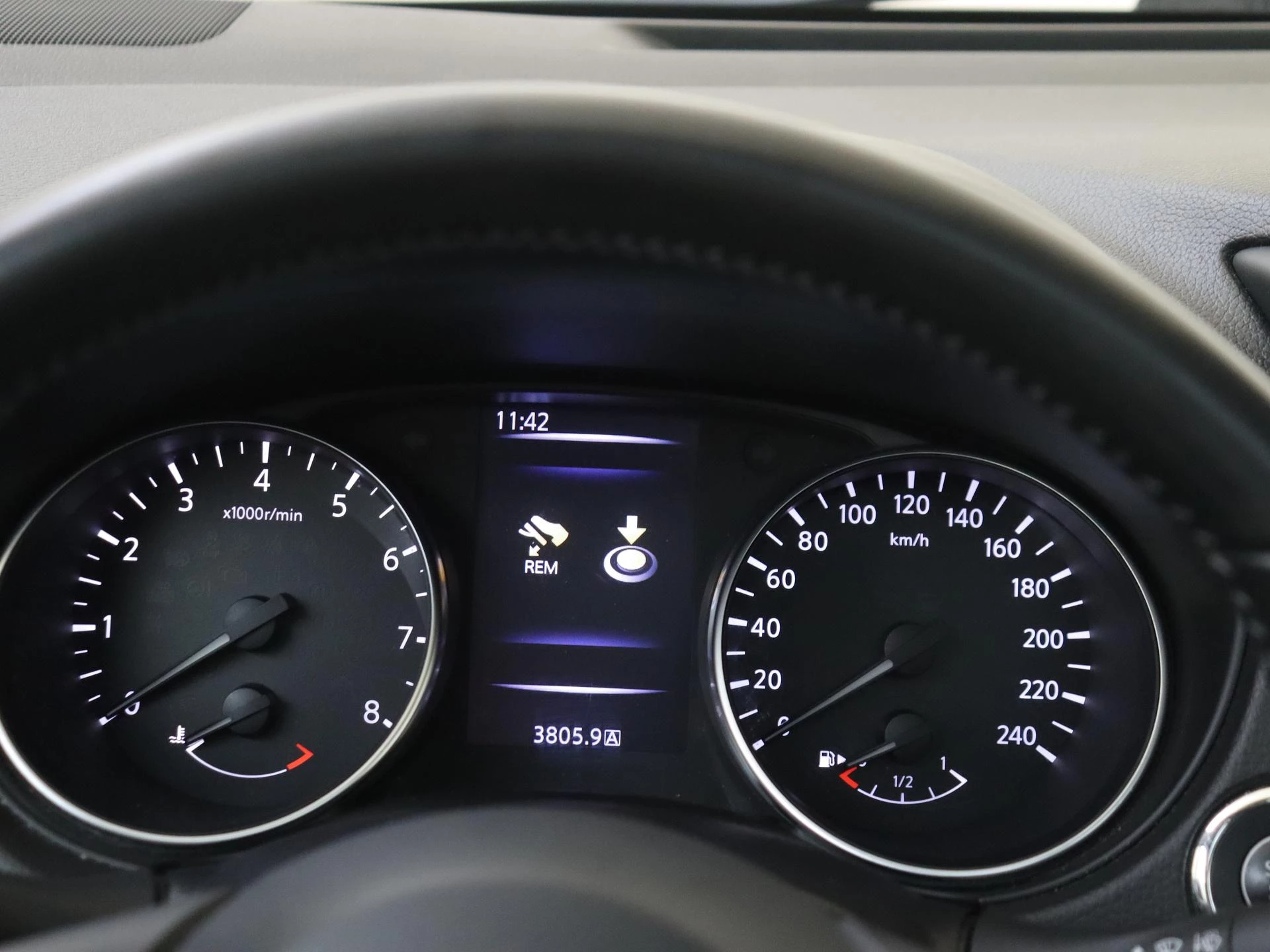 Nissan-QASHQAI-image-11