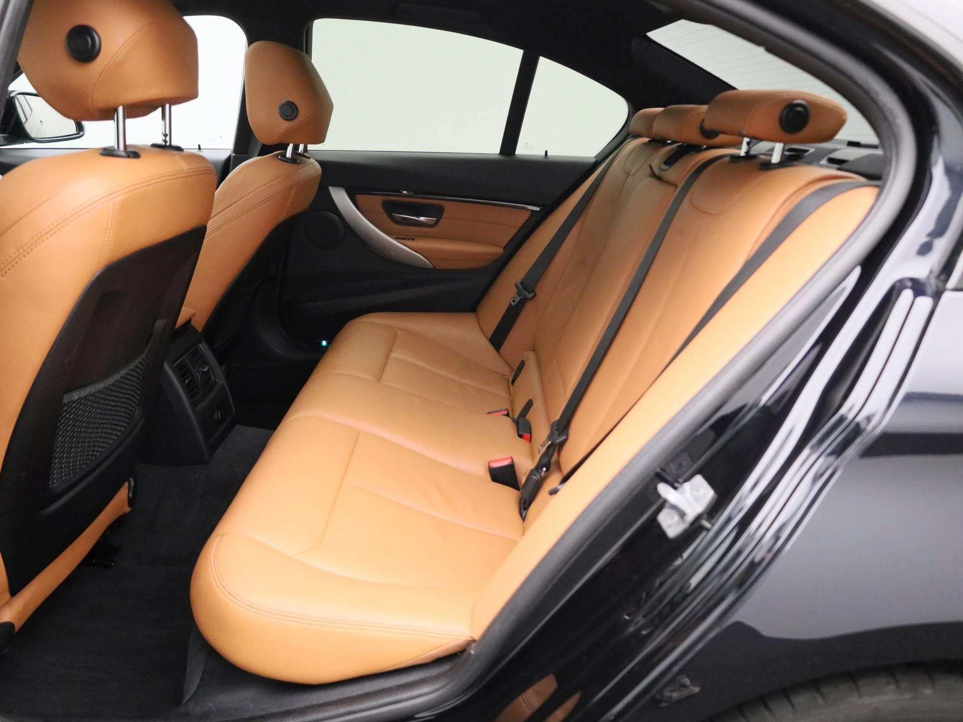 BMW-3 Serie-image-10