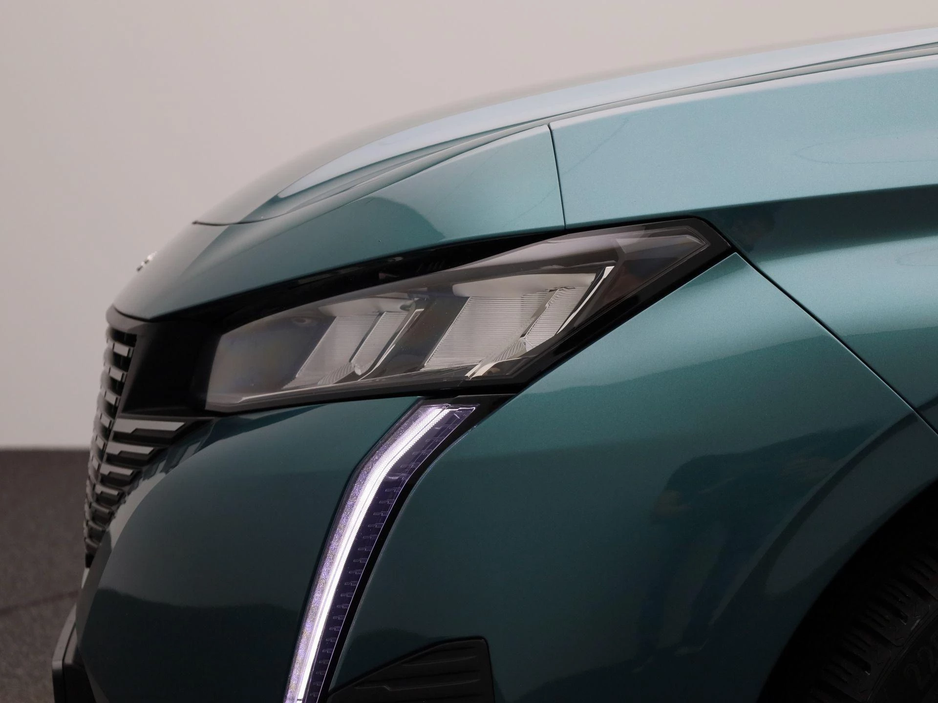 Peugeot 308 SW 1.6 Hybrid 180 S&S EAT8 Allure