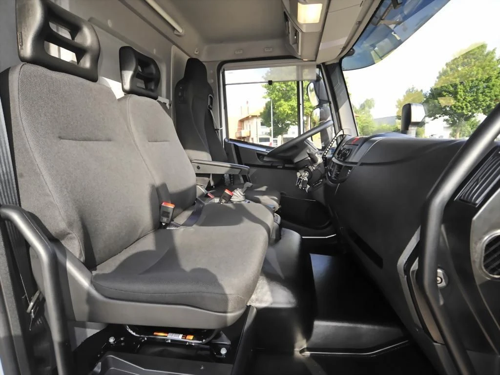 Iveco-Eurocargo-image-10