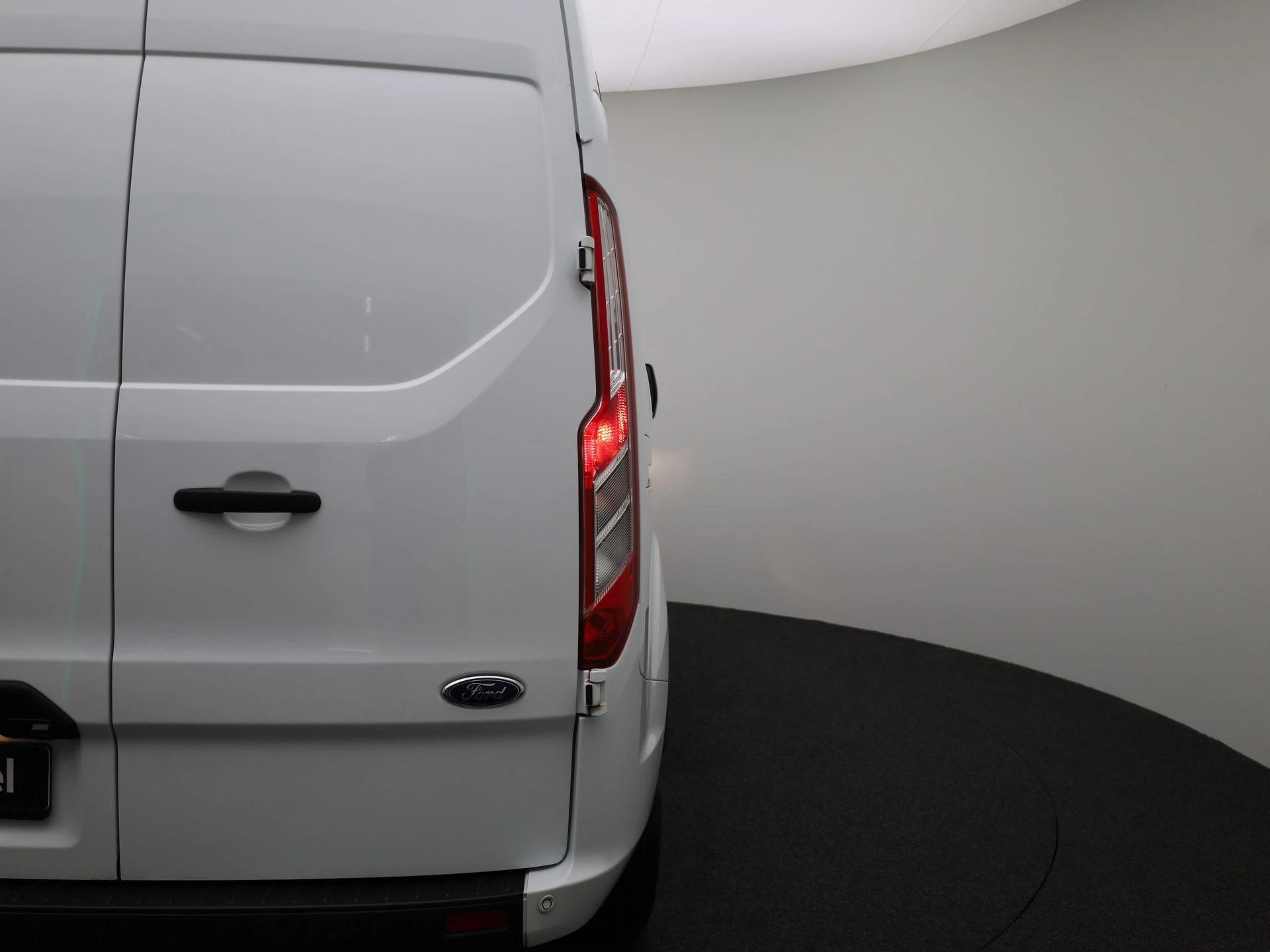 Ford-Transit Custom-image-33