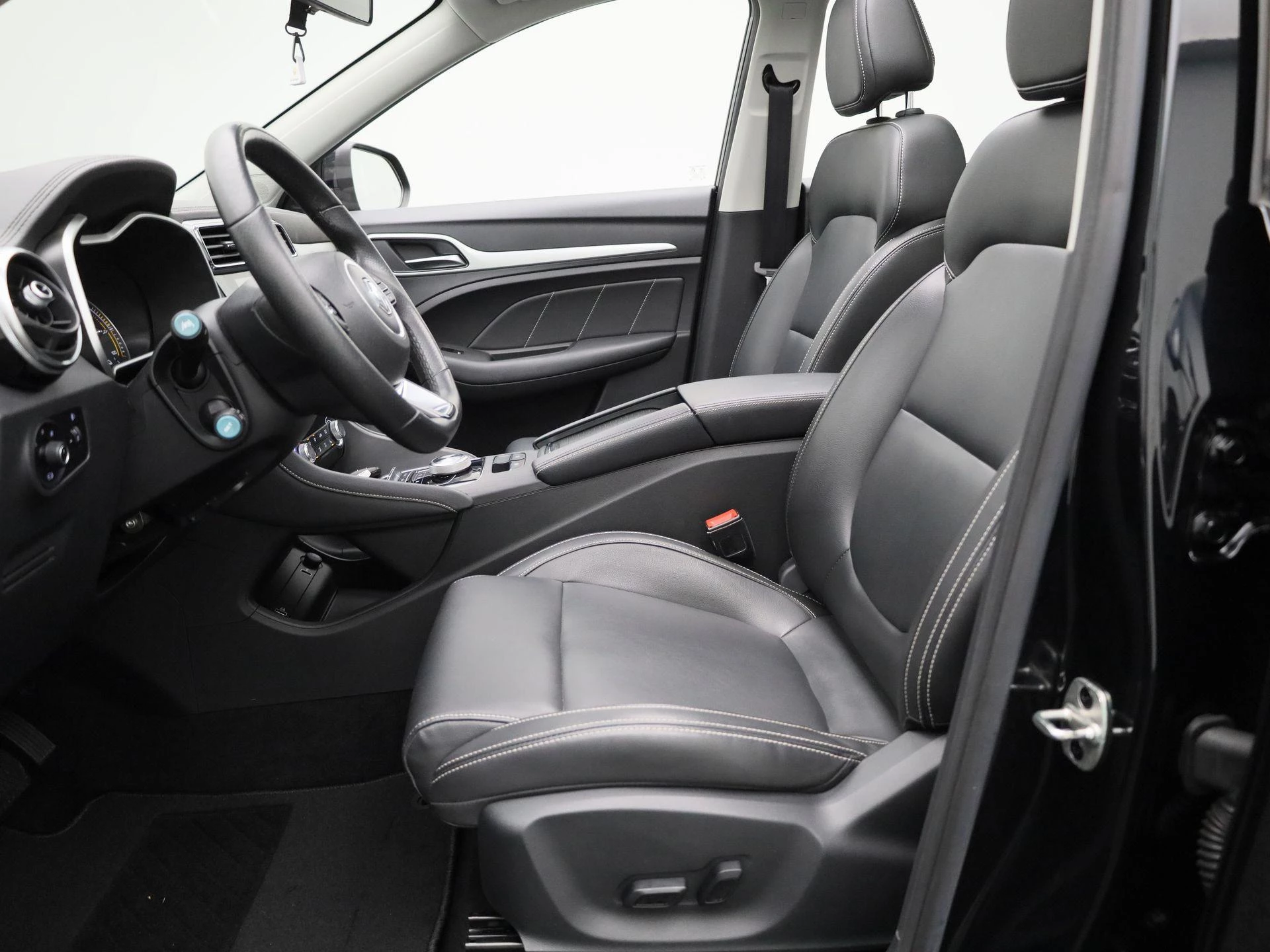 MG ZS EV MG Luxury 45 kWh