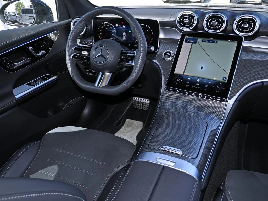 Mercedes-Benz-GLC 300 d-image-10