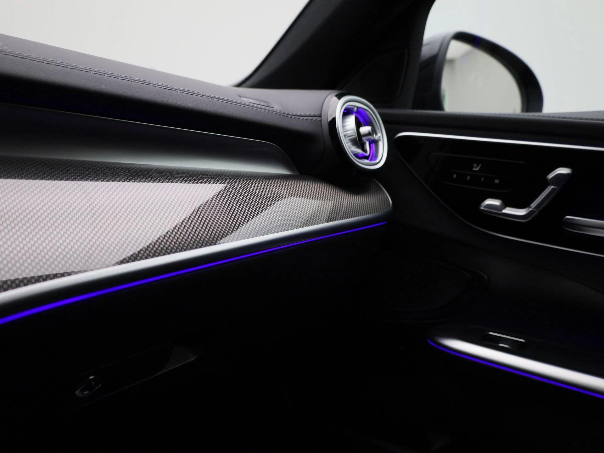 Mercedes-Benz-Classe C-image-24