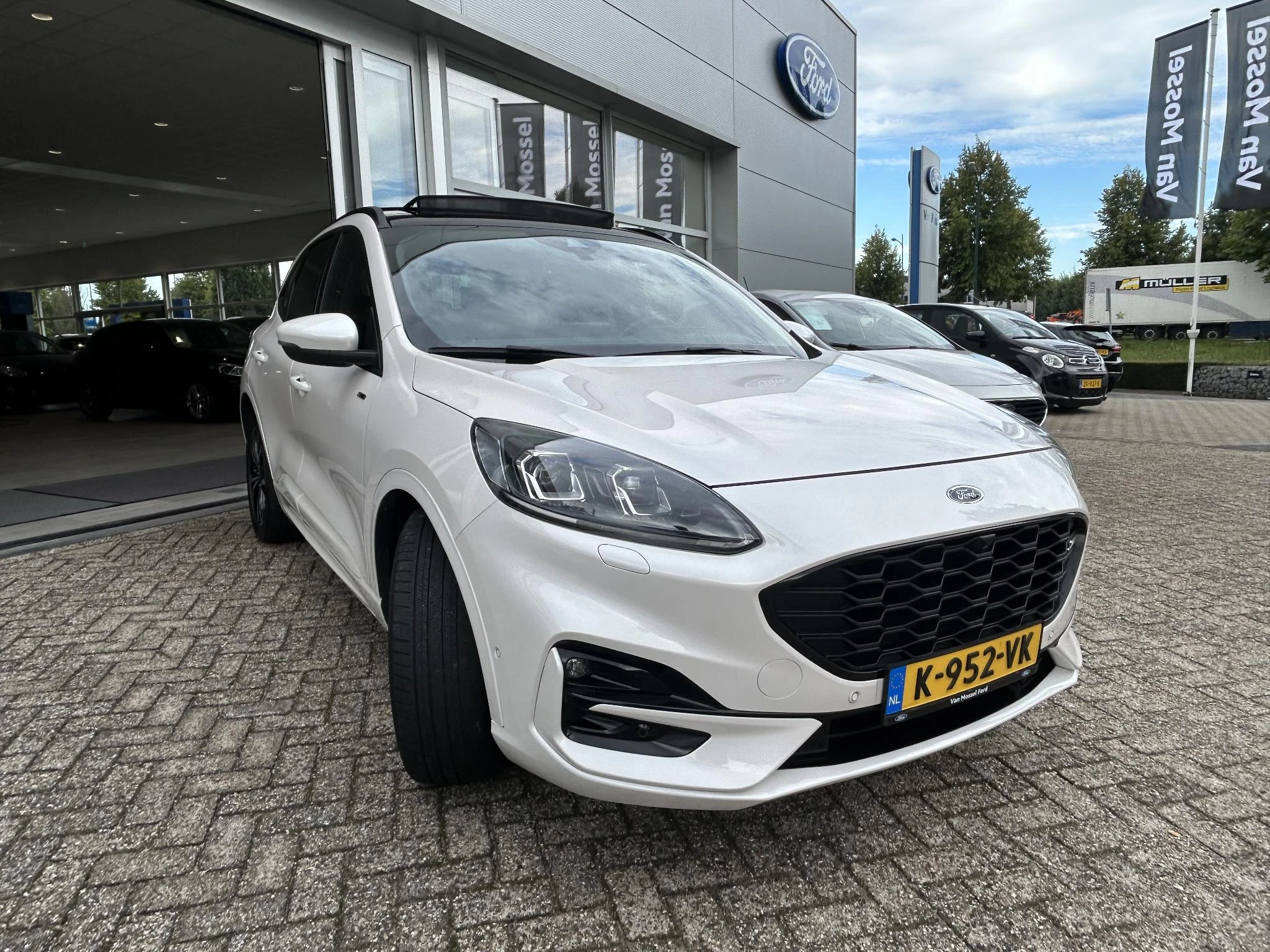 Ford-Kuga-image-6