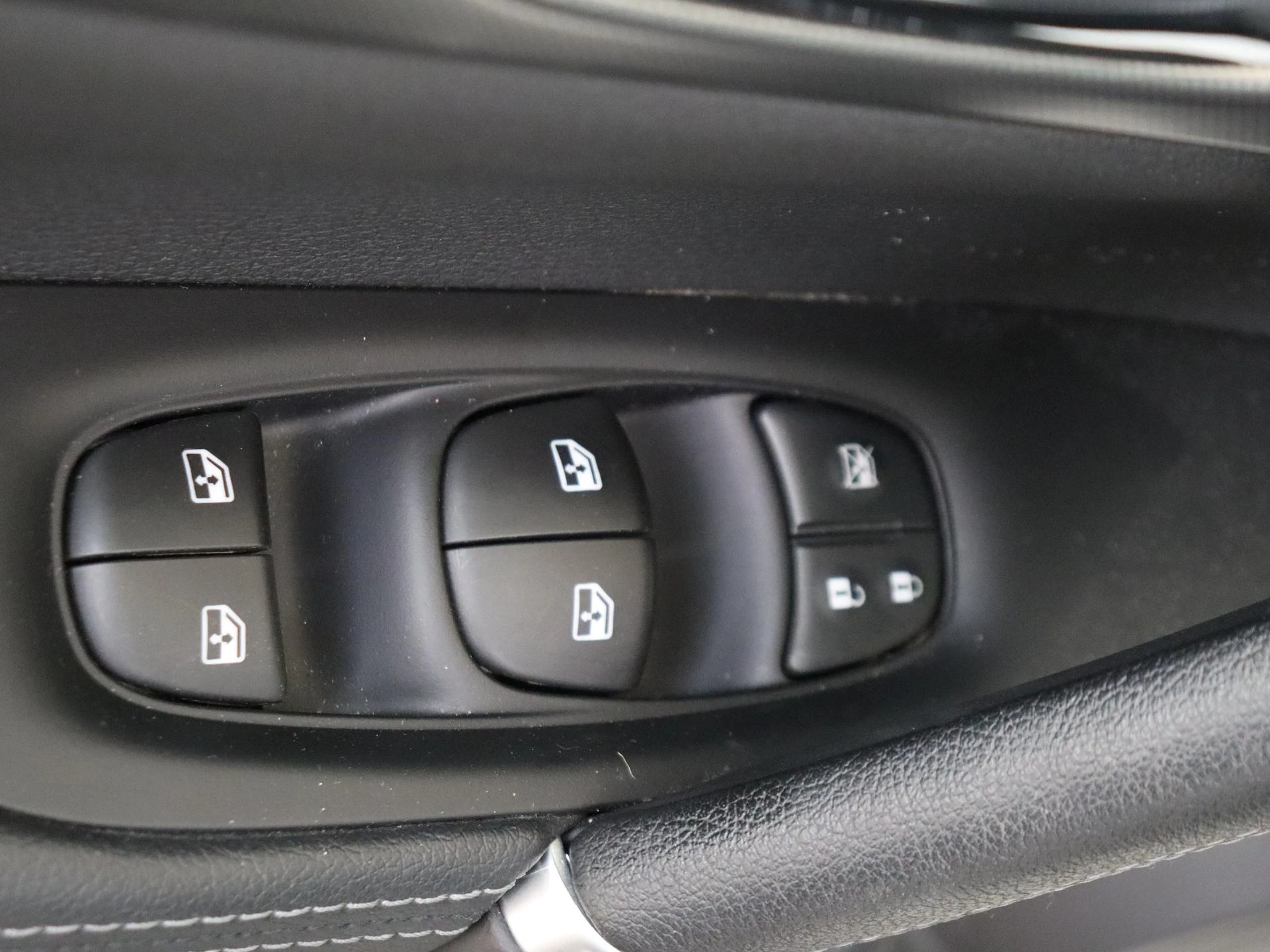 Nissan QASHQAI 1.3 DIG-T Tekna