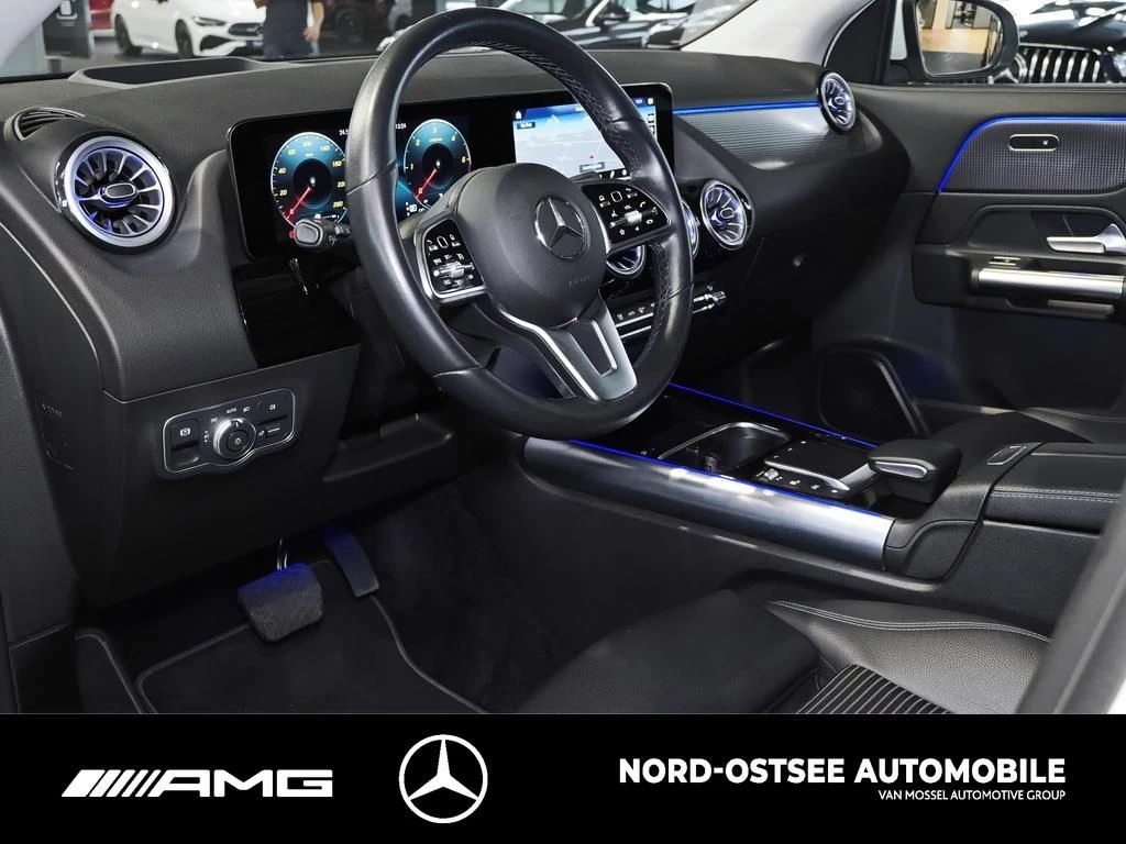 Mercedes-Benz GLA 220 d 4M PROGRESSIVE KAMERA PANO HUD NAVI Progressive