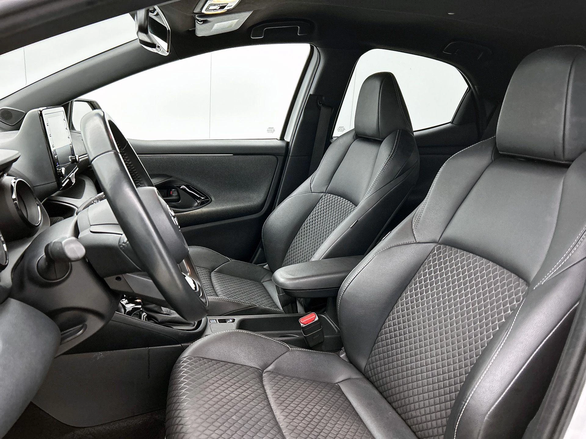 Toyota-Yaris-image-31