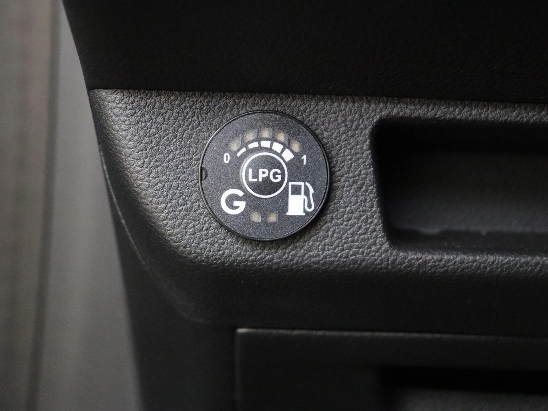 Renault-Clio-image-29