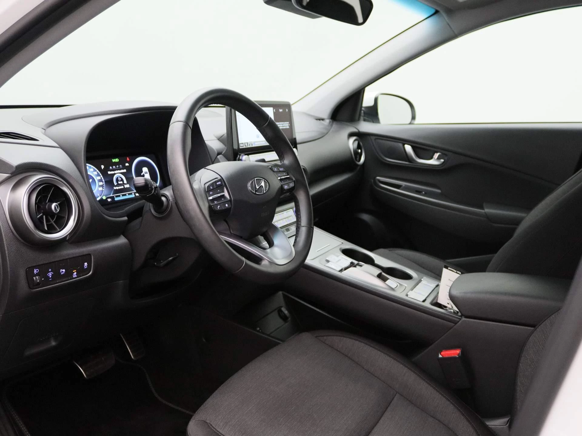 Hyundai-Kona-image-27