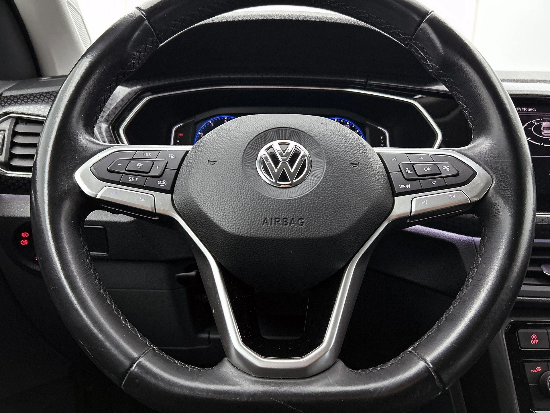 Volkswagen-T-Cross-image-29