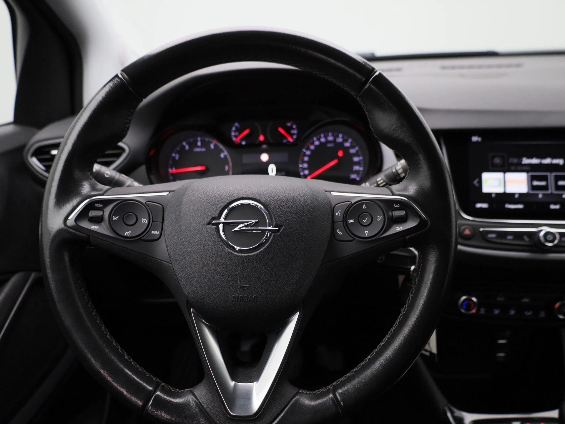 Opel-Crossland-image-8