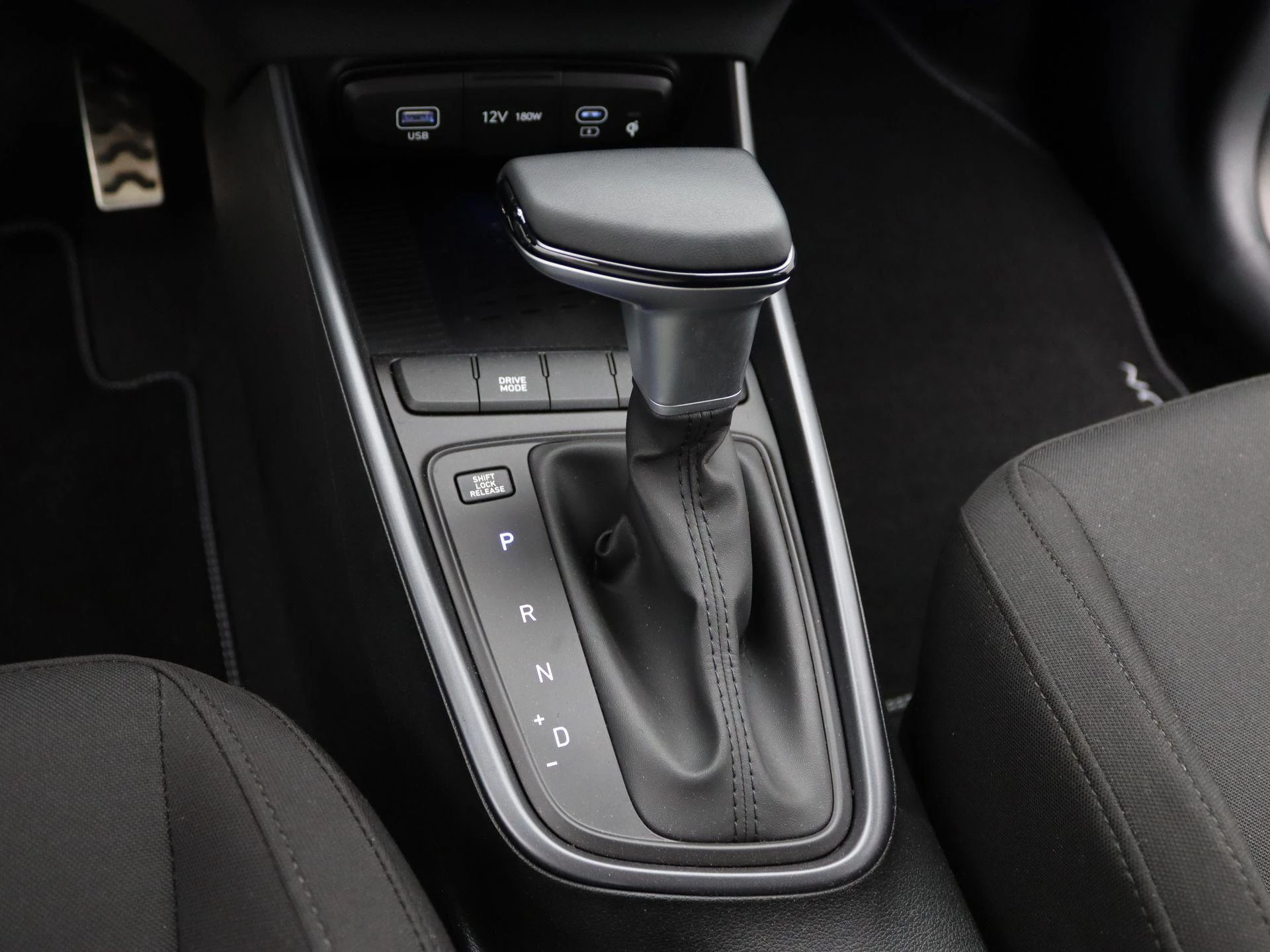 Hyundai-Bayon-image-17