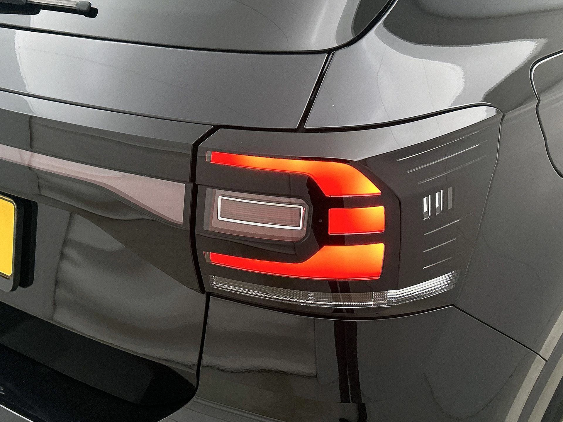 Volkswagen-T-Cross-image-23